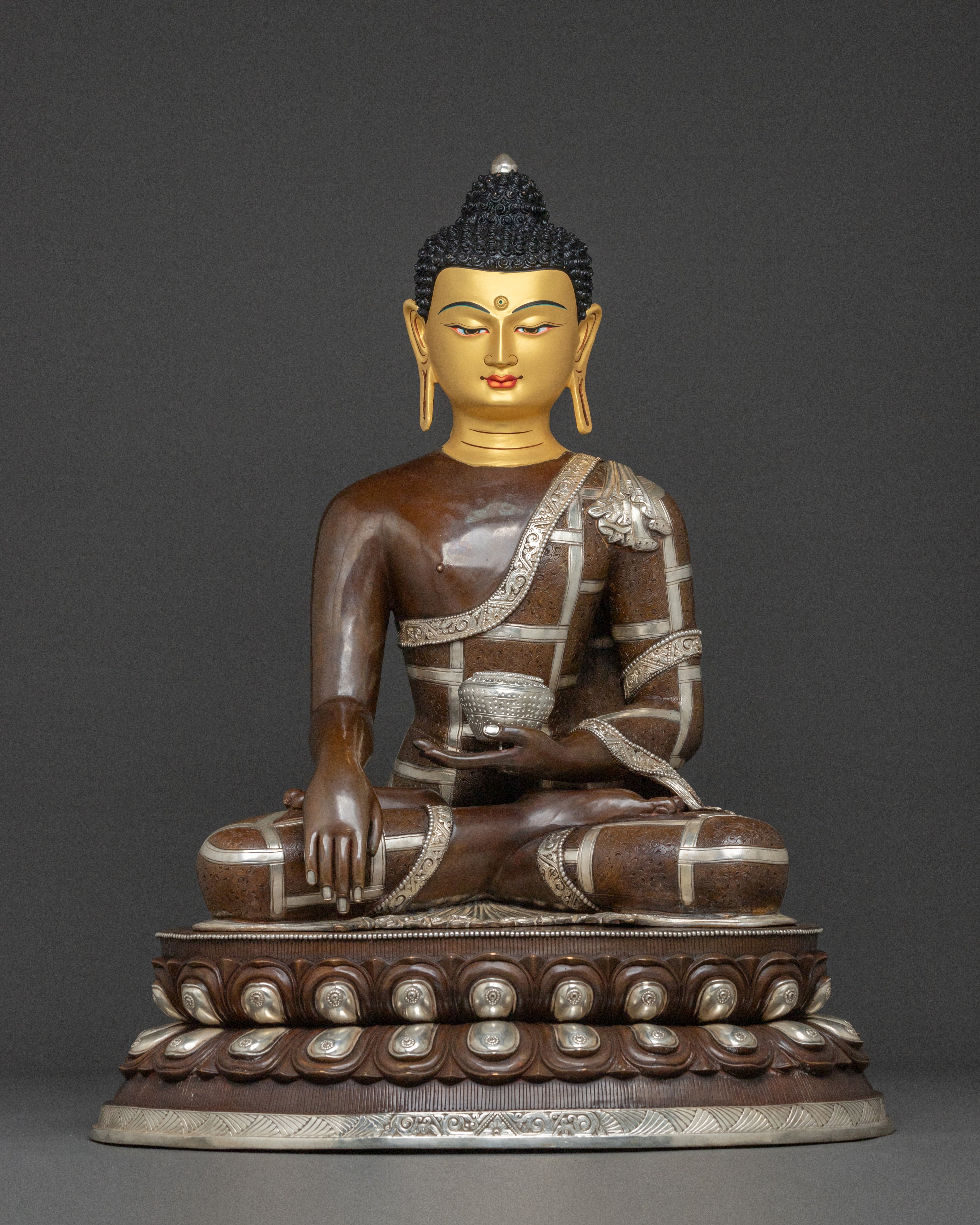 Shakyamuni Buddha Statue 