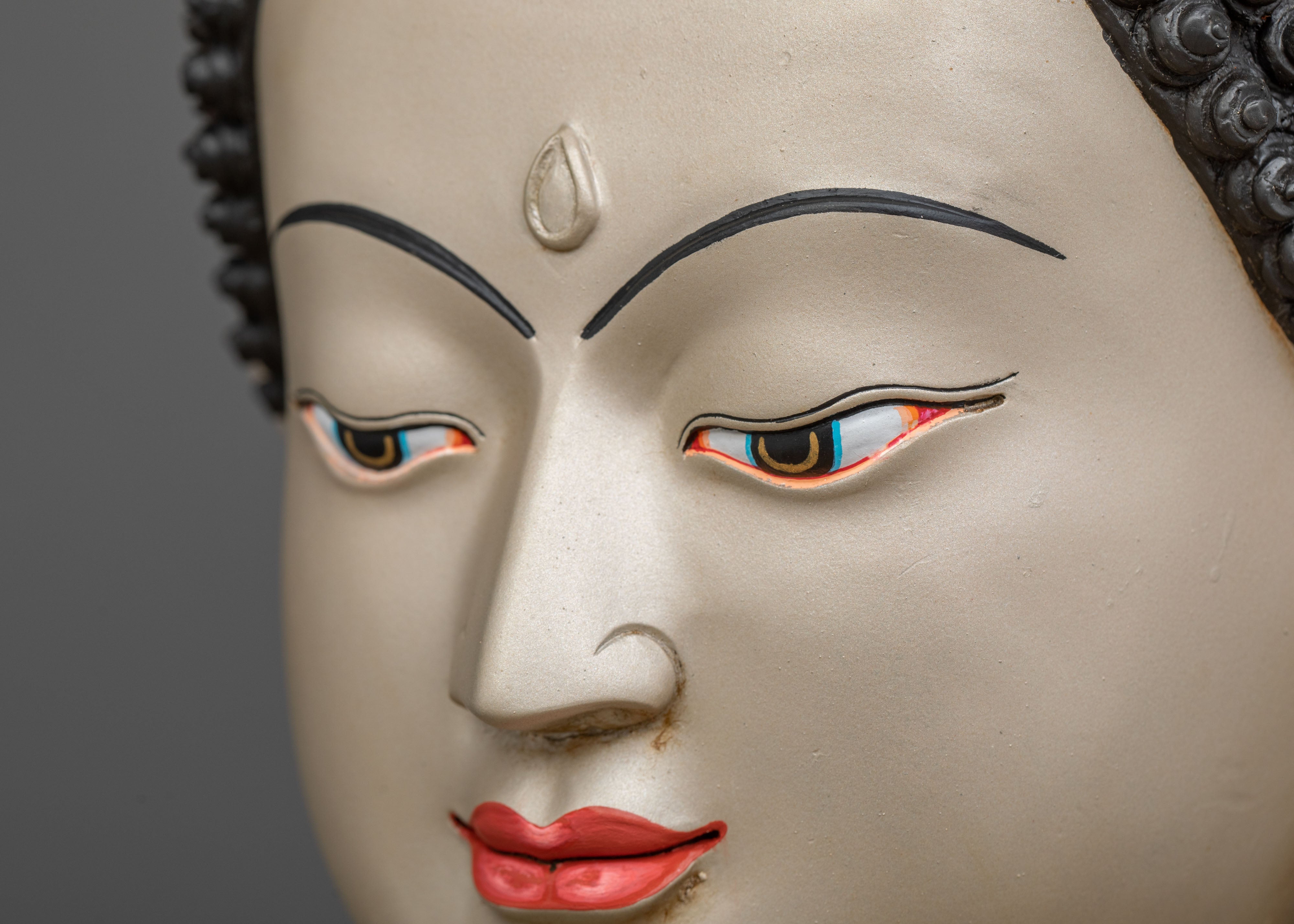 Shakyamuni Buddha Statue: Founder of Dharma