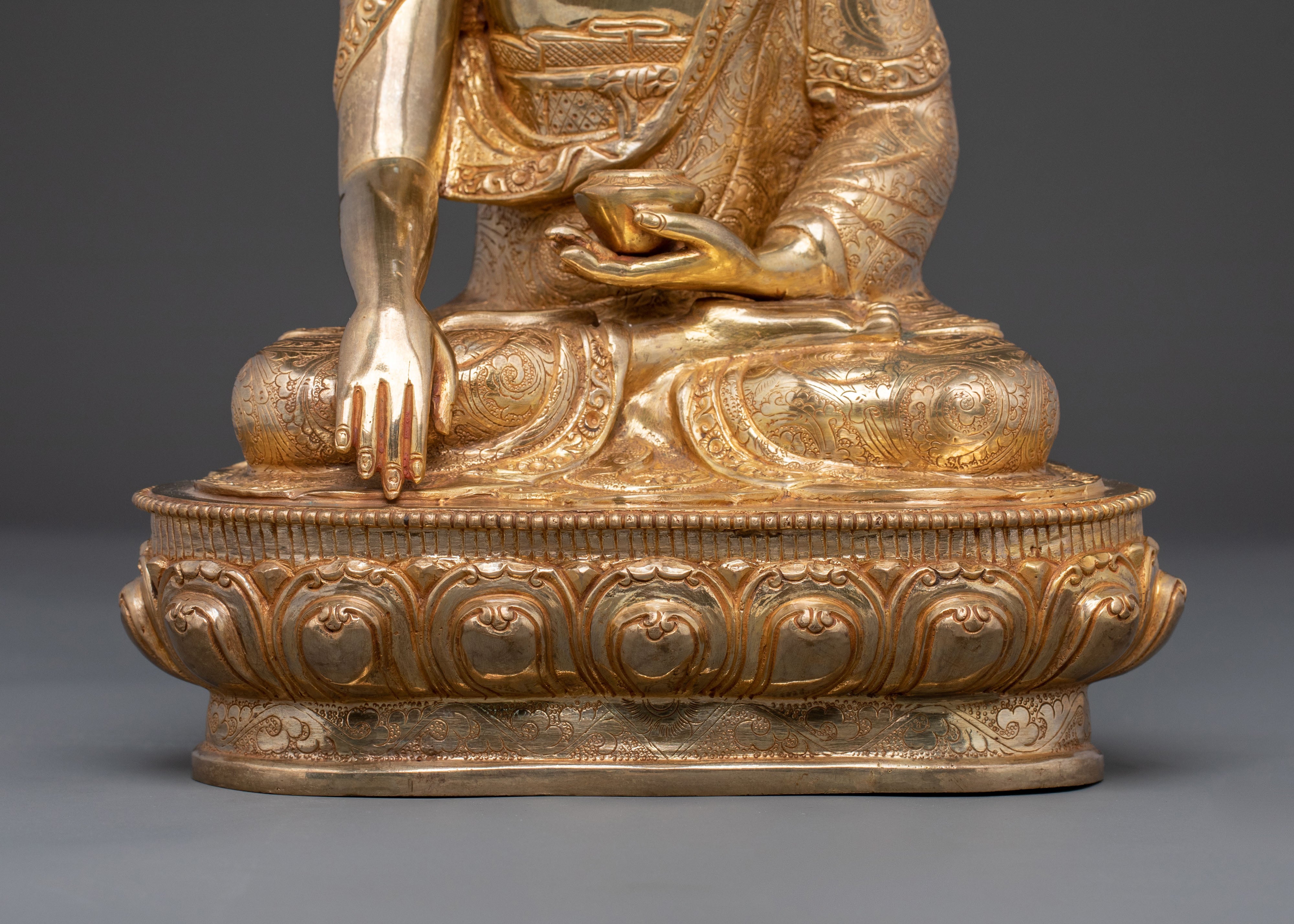 Shakyamuni Buddha Meditating Statue | Sacred Decor