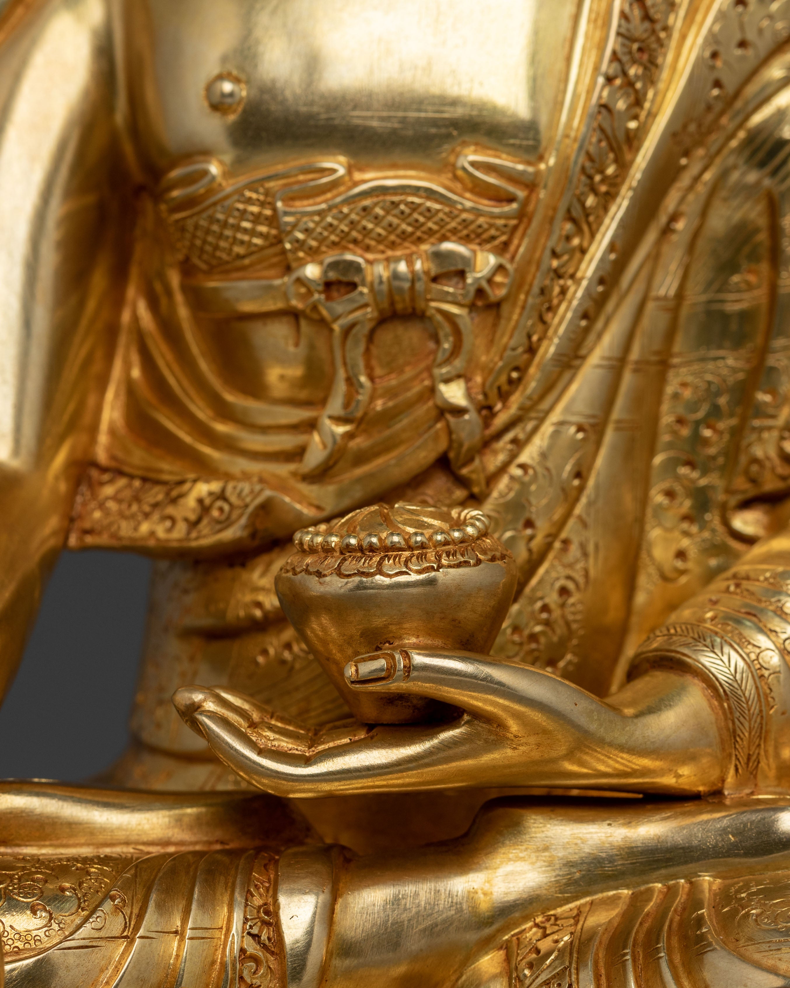 Hand Carved Shakyamuni Buddha Traditional Statue