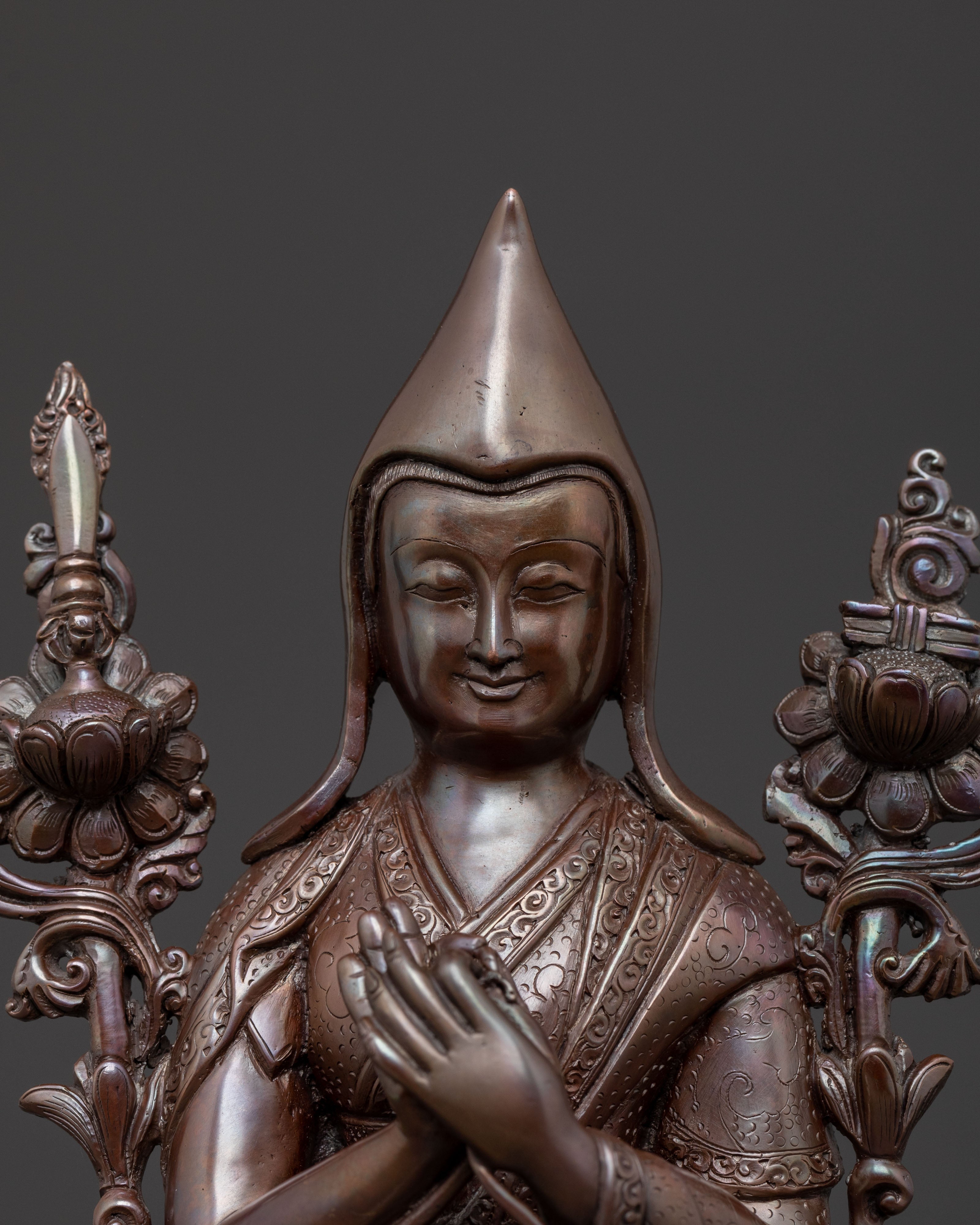Tsongkhapa Master Figure: Embodiment of Wisdom