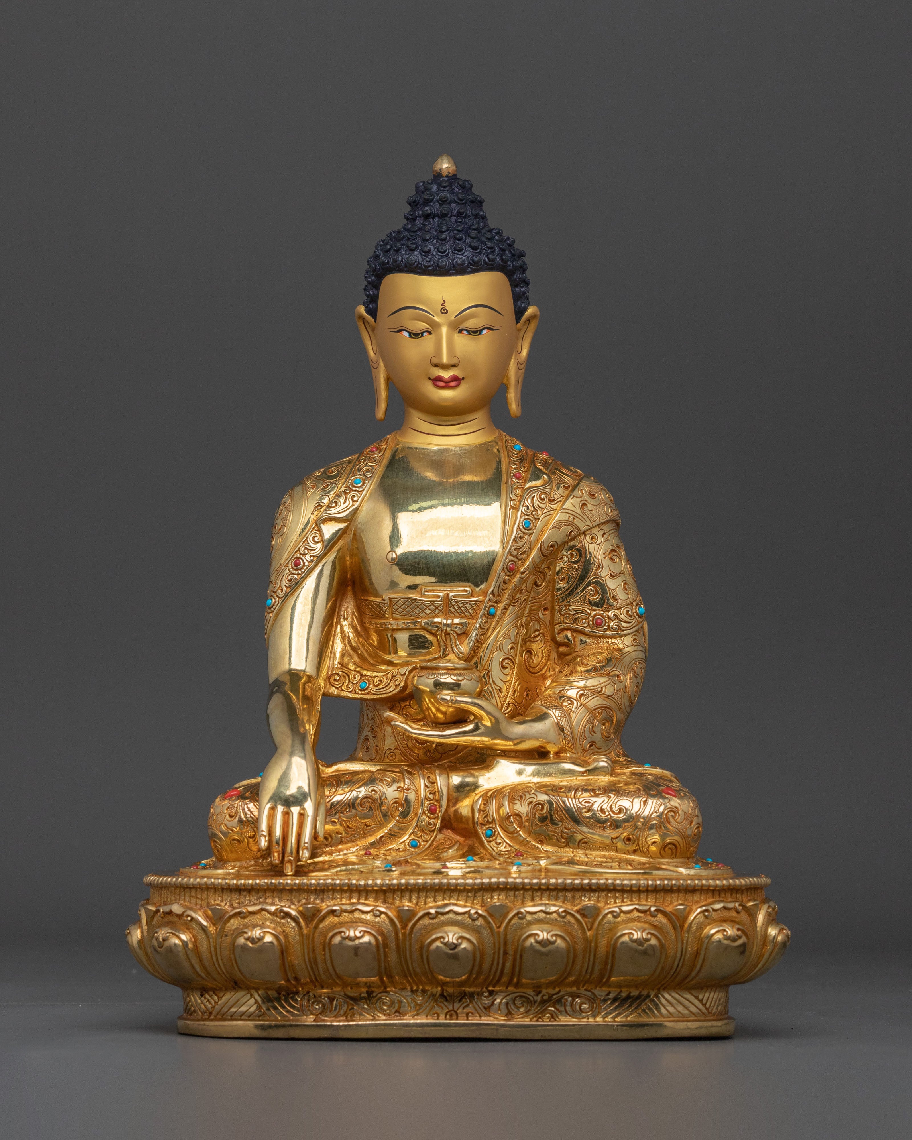 A Traditional Tibetan Shakyamuni Buddha Statue