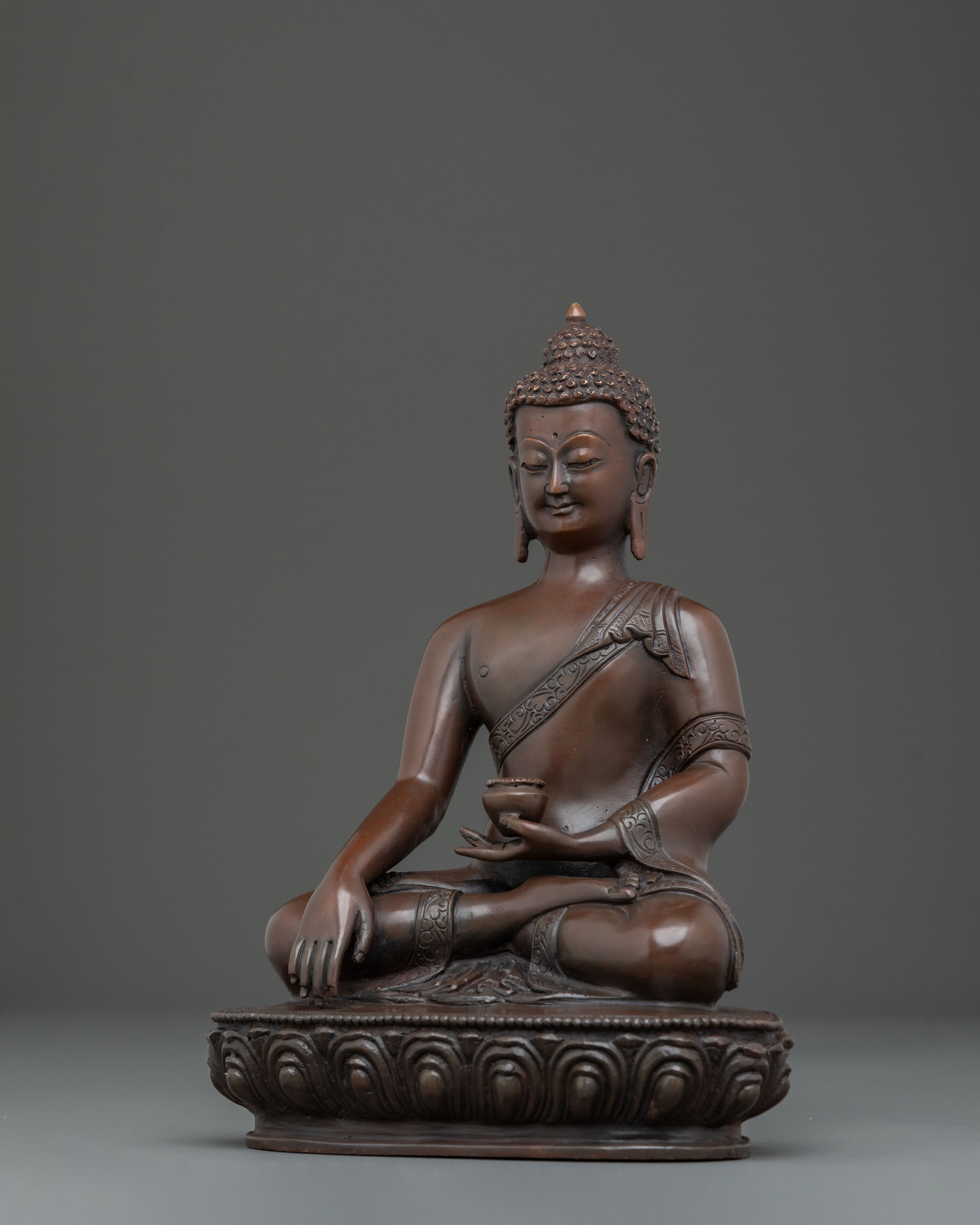 Handcrafted Historical Buddha Shakyamuni Statue