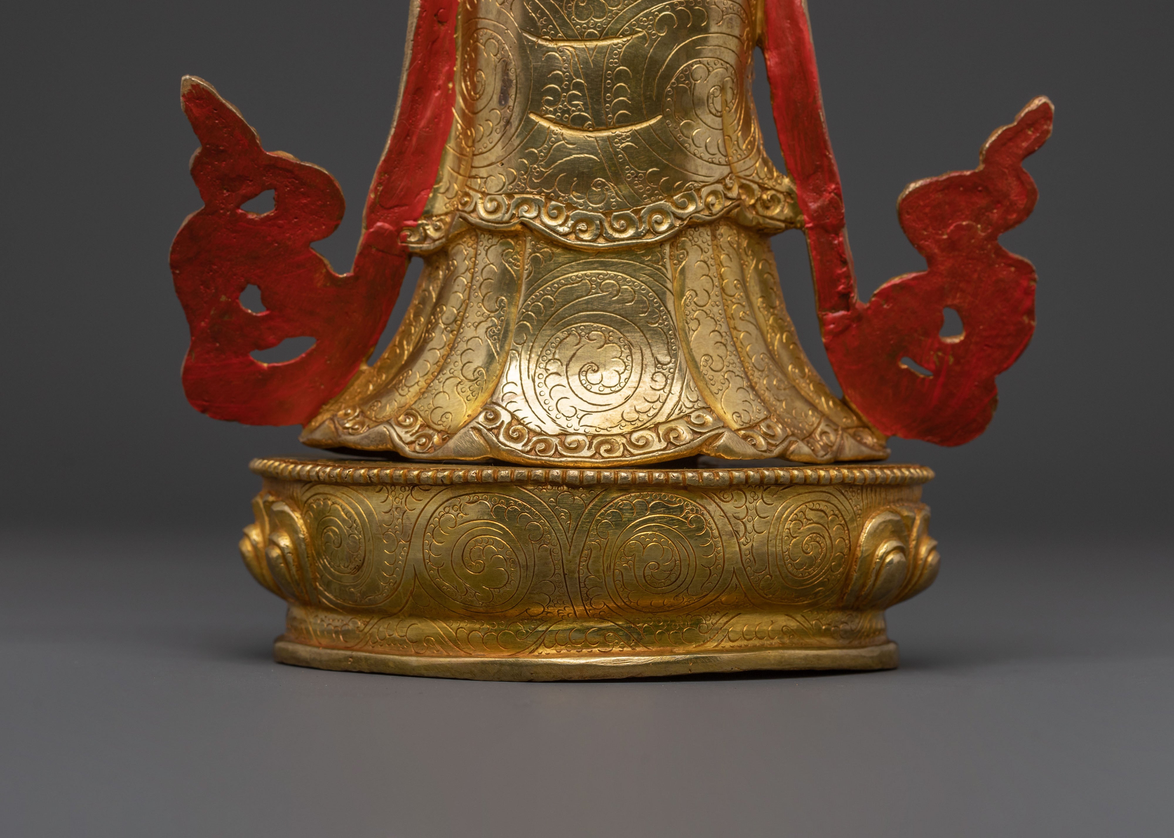Golden Standing Chenrezig Statue – Handcrafted Serenity