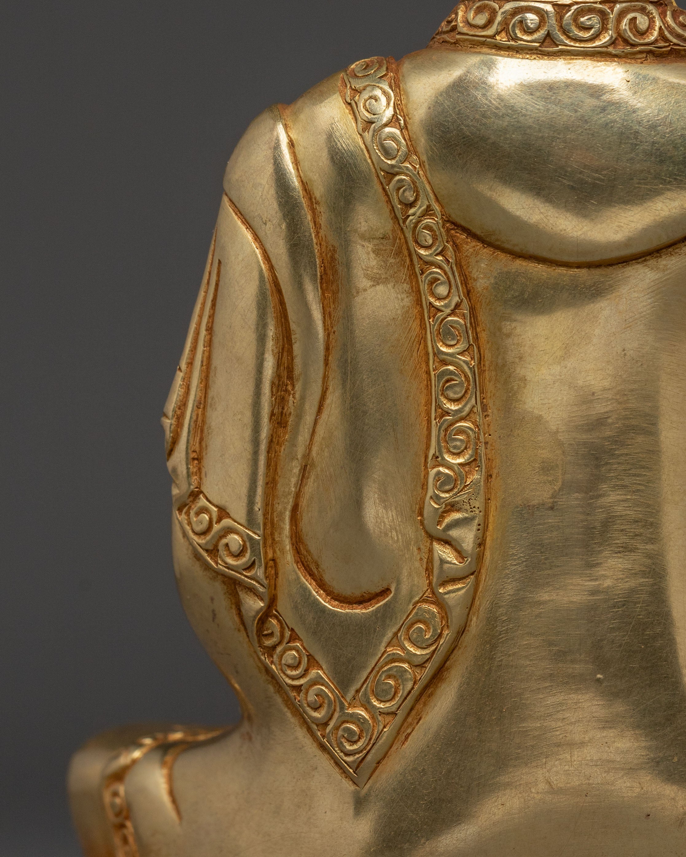 Shakyamuni Buddha Statue on Lotus Base: Enlightened One