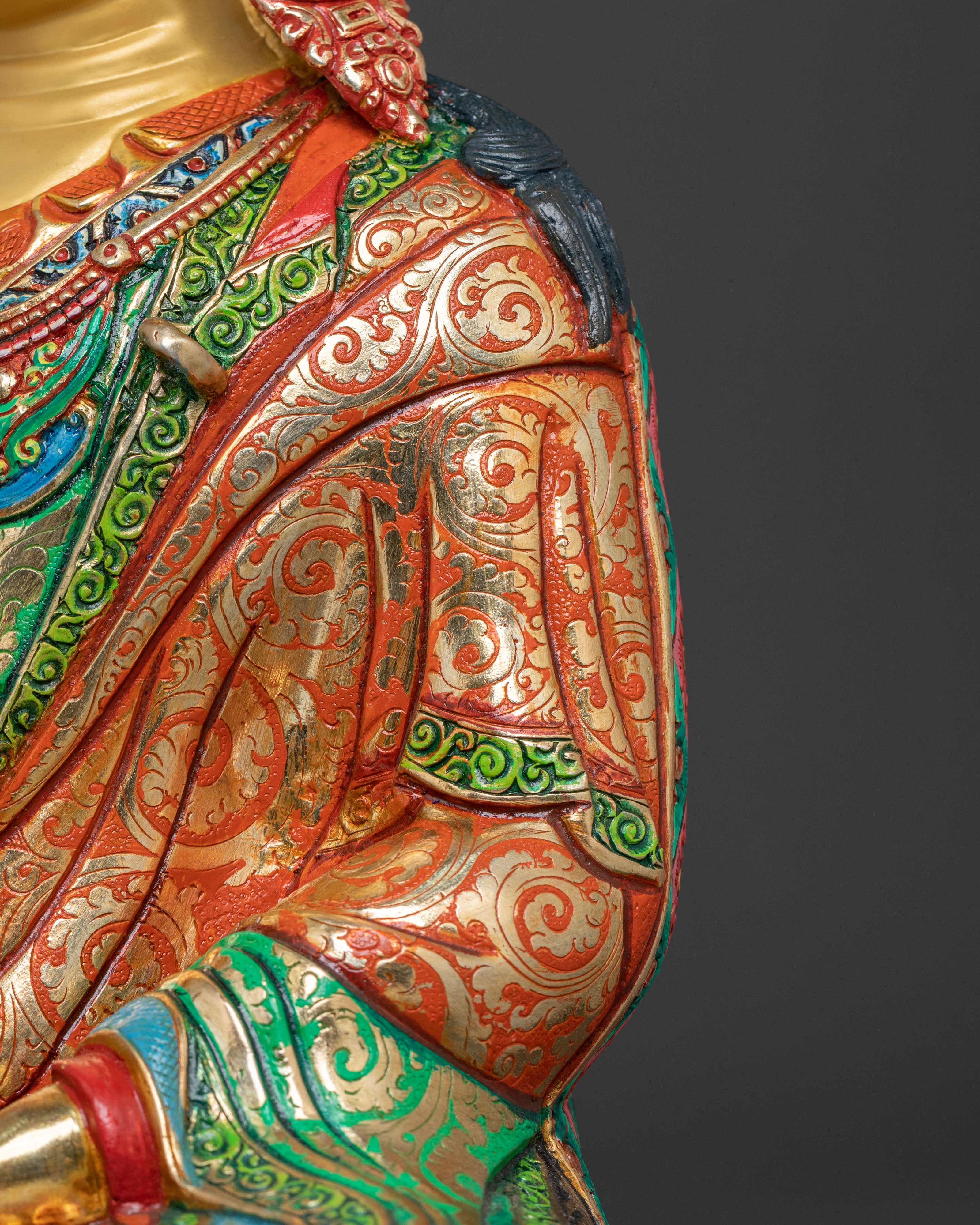 Guru Rinpoche Protector Statue: Sacred Figure