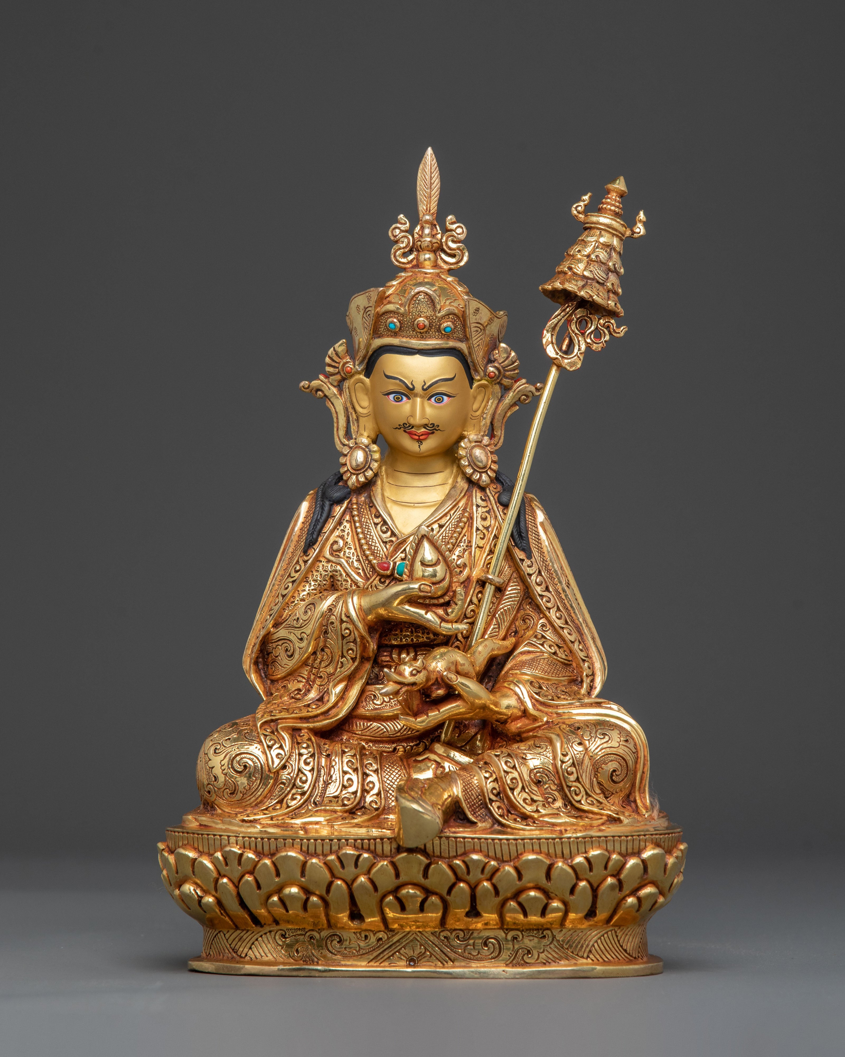 Guru Norla Statue