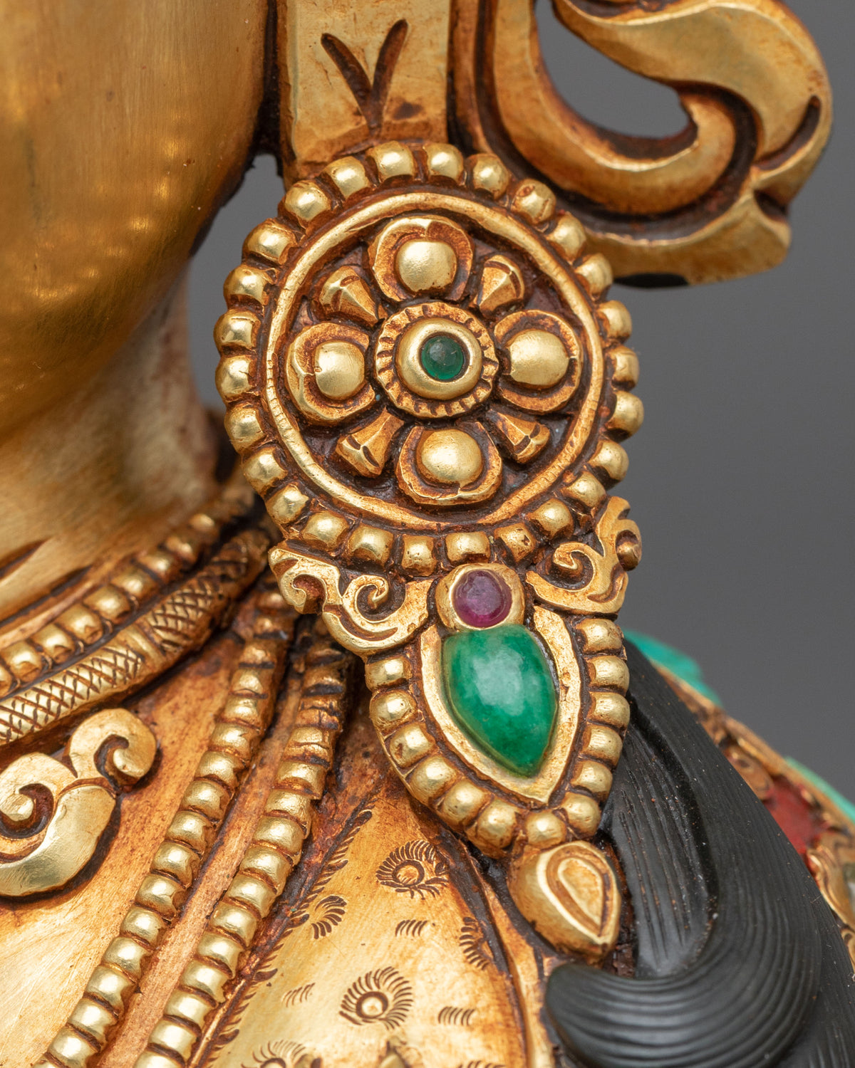 Chenrezig Statue | Lord of the Unwavering Gaze