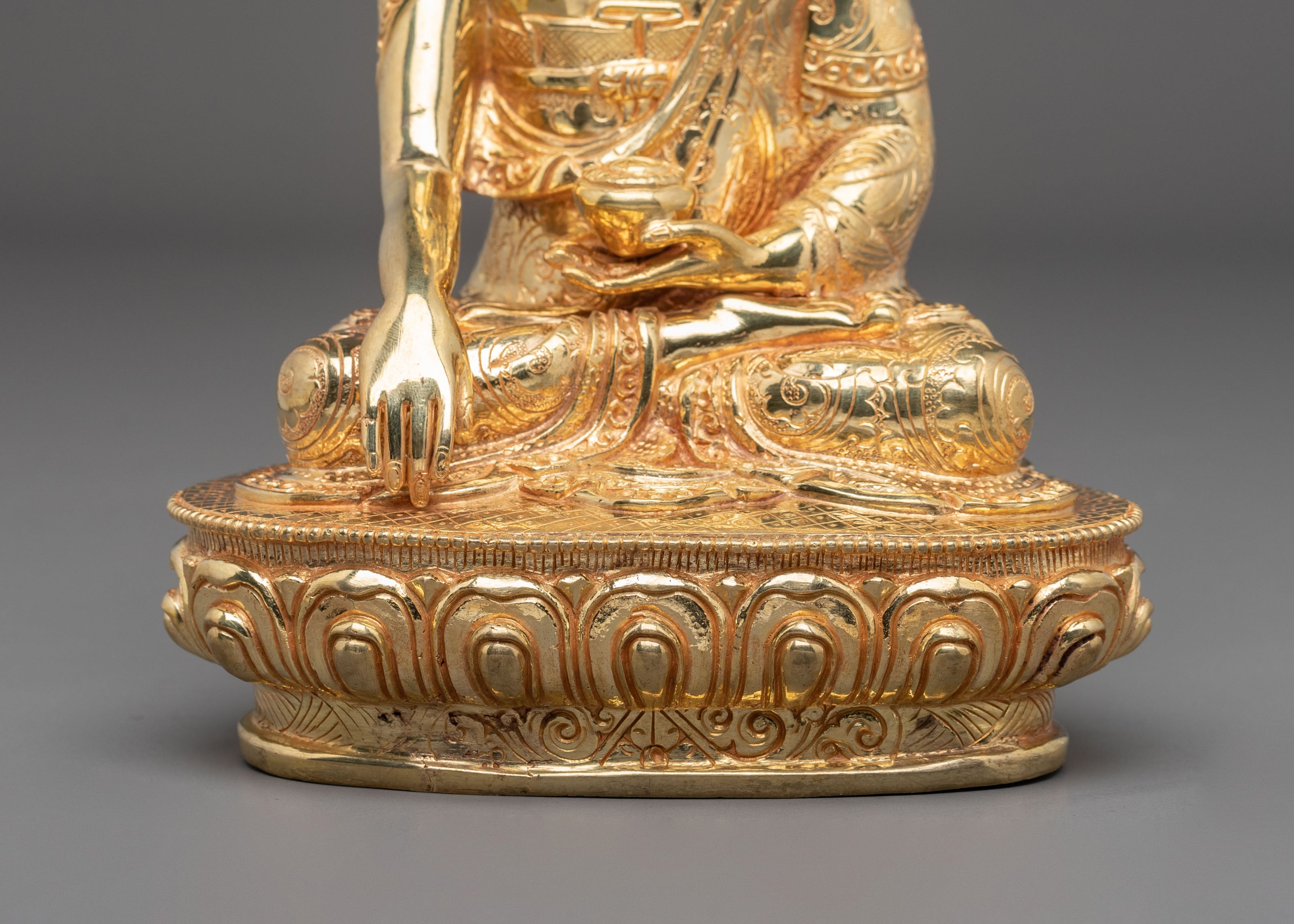 Shakyamuni Buddha Sculpture | Tibetan Buddhist Shrine