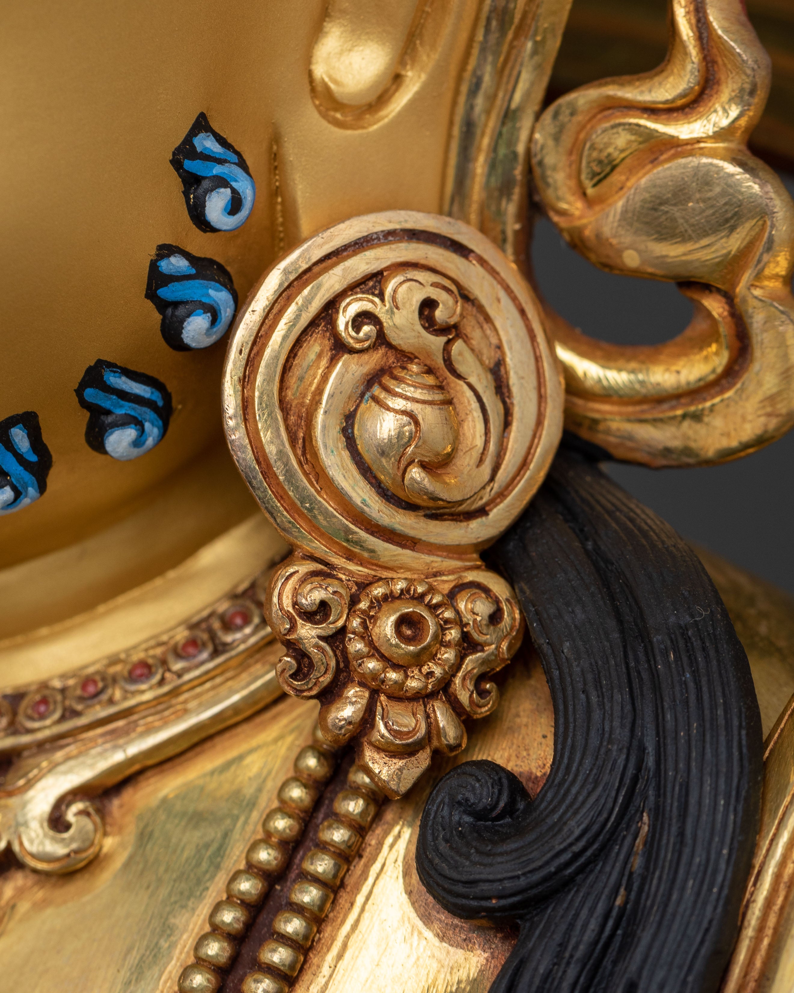 Handcrafted Dzambhala Statue: Wealth Blessing