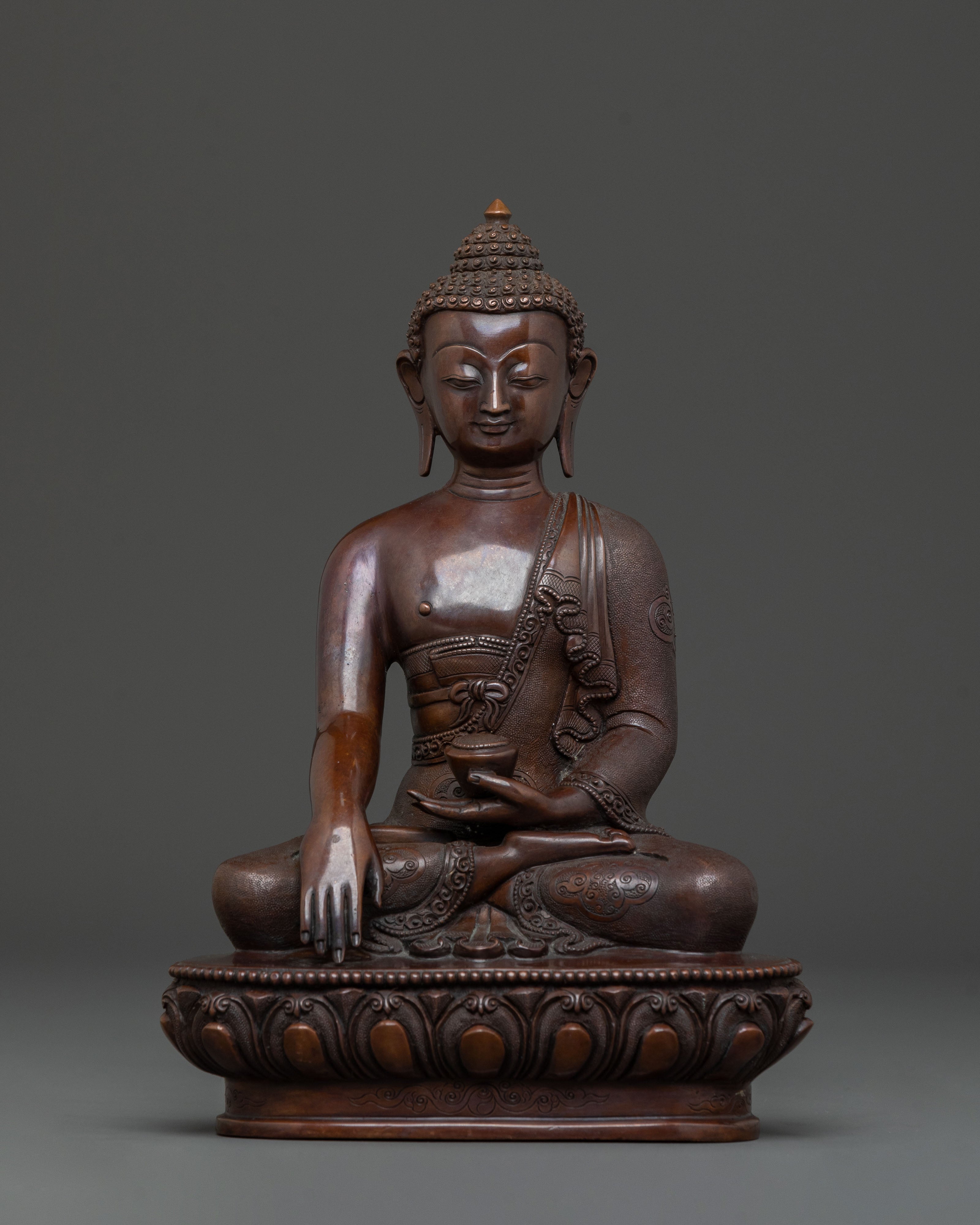 Shakyamuni buddha copper statue