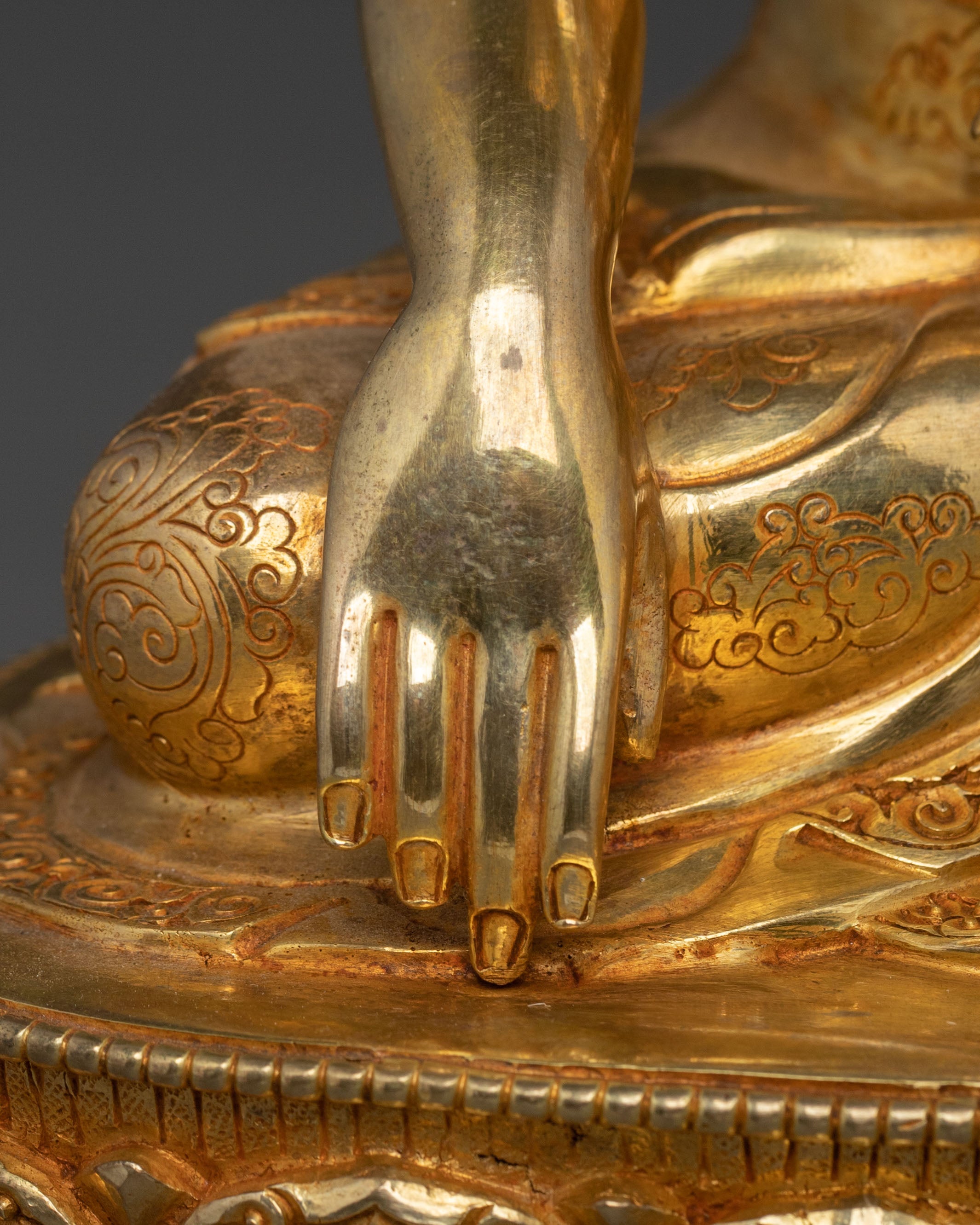 Handcrafted Mitrugpa Statue: Buddhist Home Decor