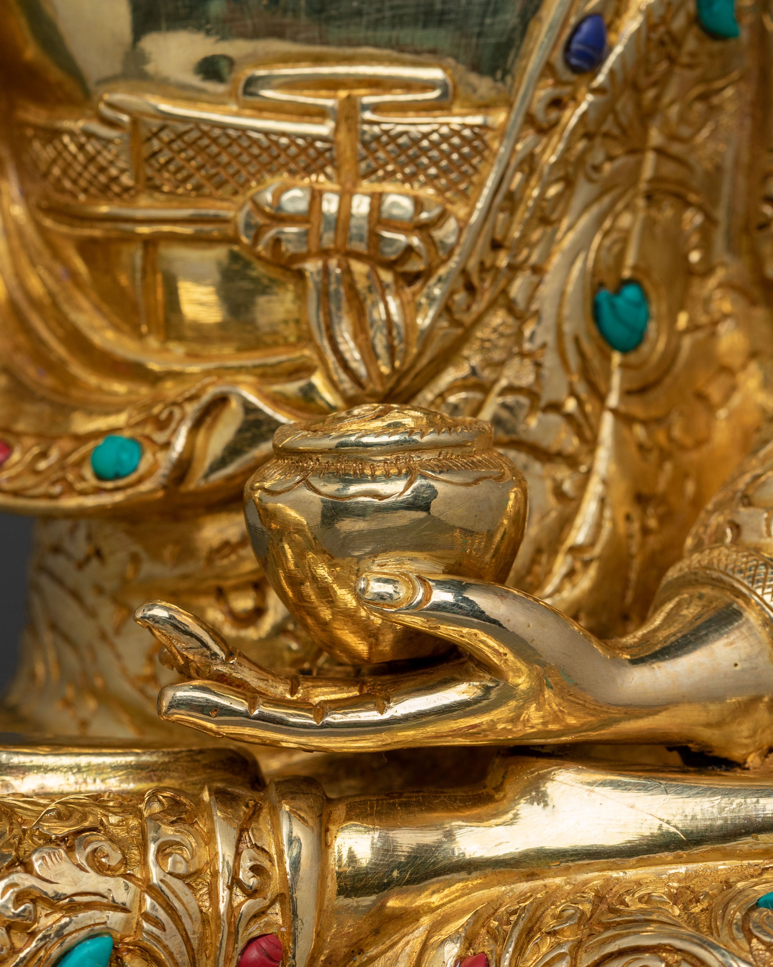 Sage of Shakya Clan: Shakyamuni Buddha Statue