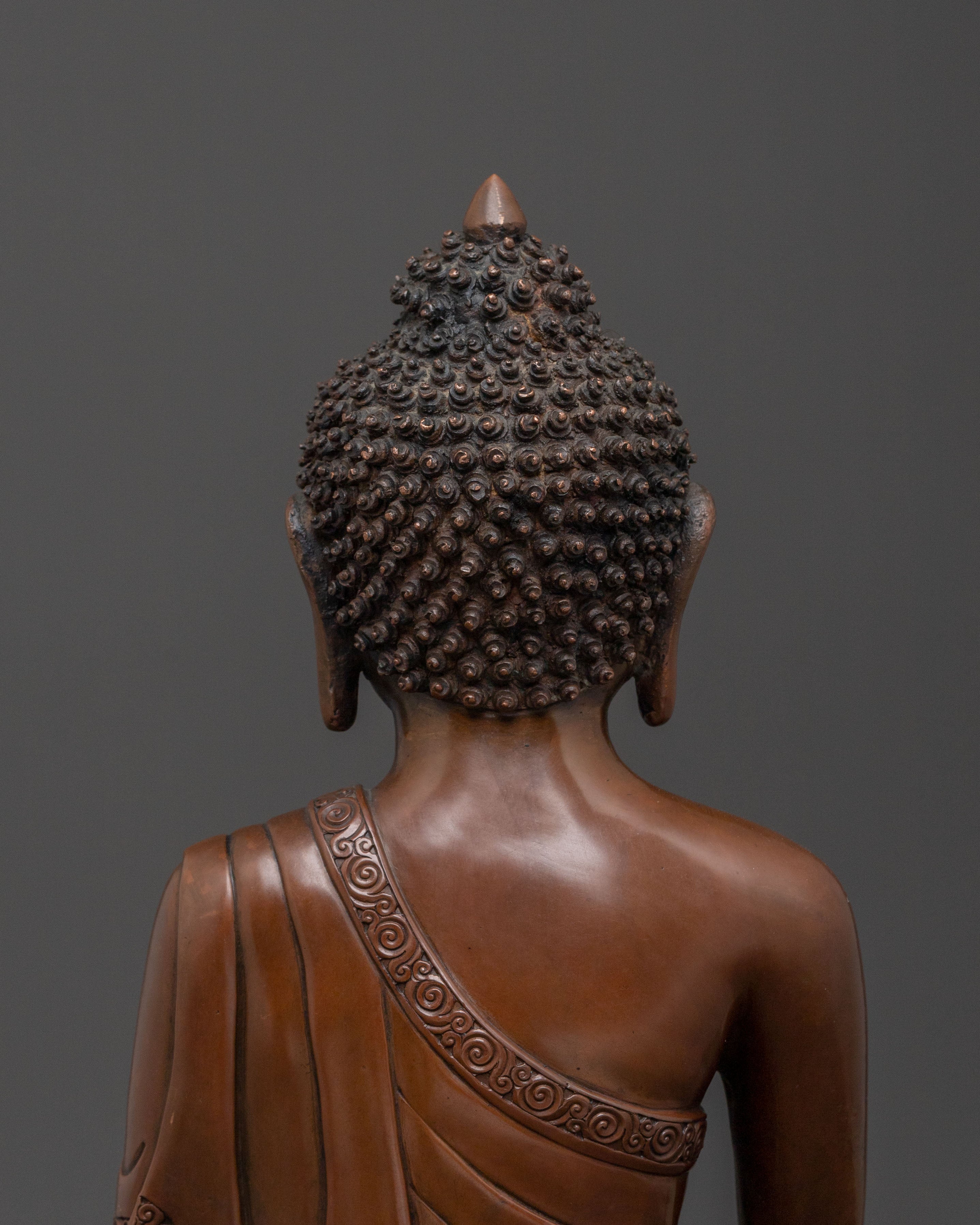 awakened teacher shakyamuni buddha statue