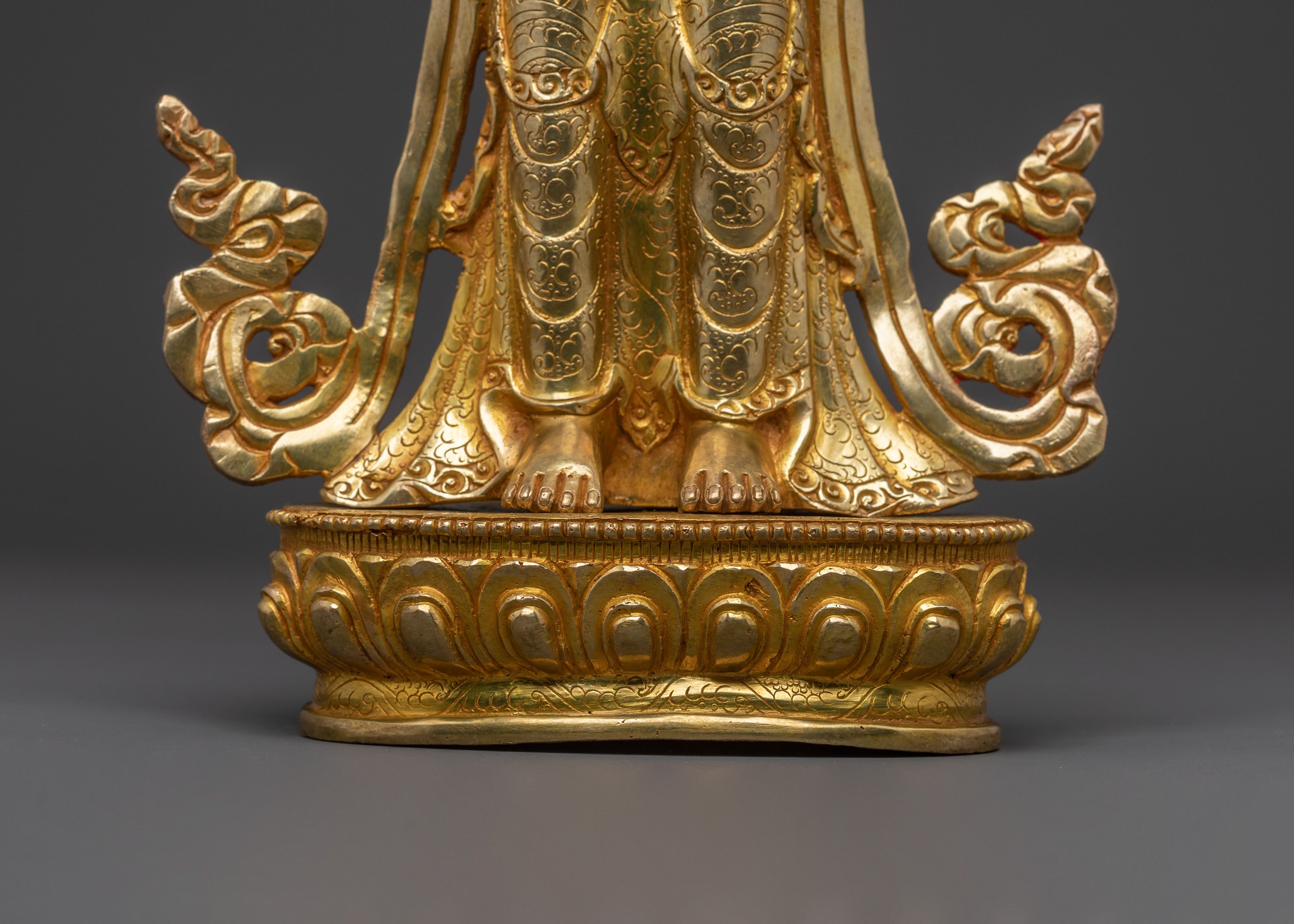 Golden Standing Chenrezig Statue – Handcrafted Serenity