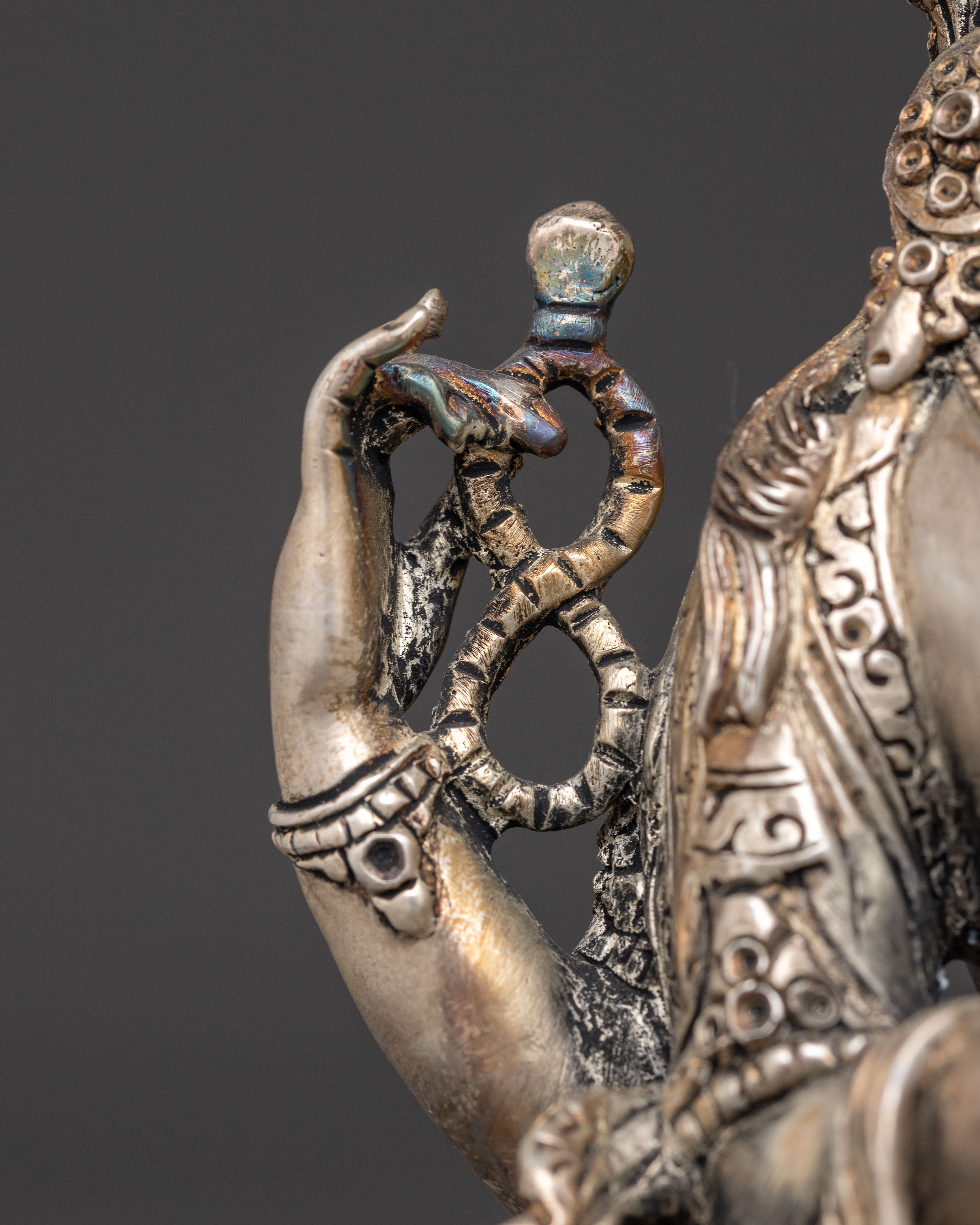 Himalayan Statue of Bodhisattva Chenrezig | Symbol of Compassion