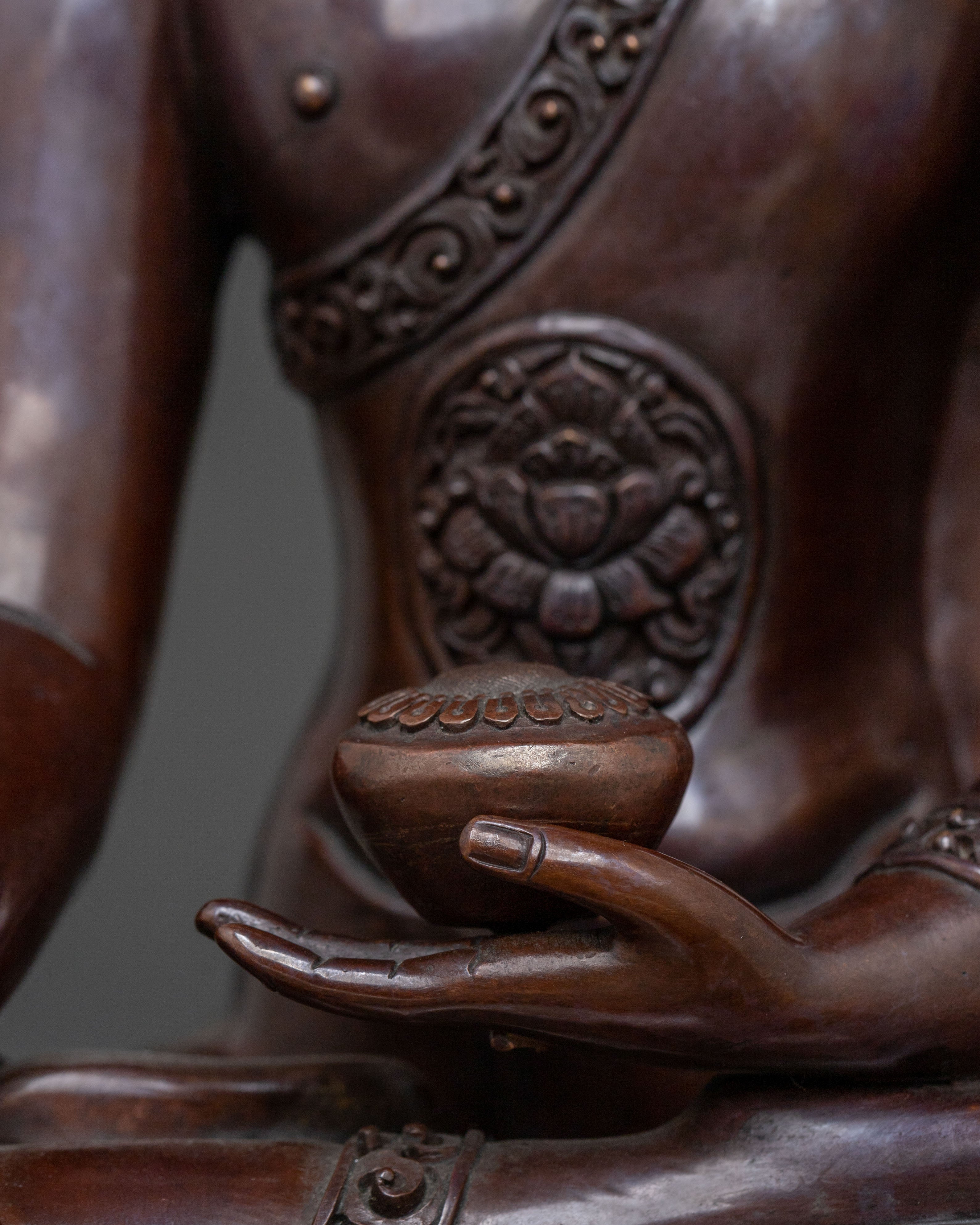 Shakyamuni Buddha Statue Seated on Lotus | Altar Decor