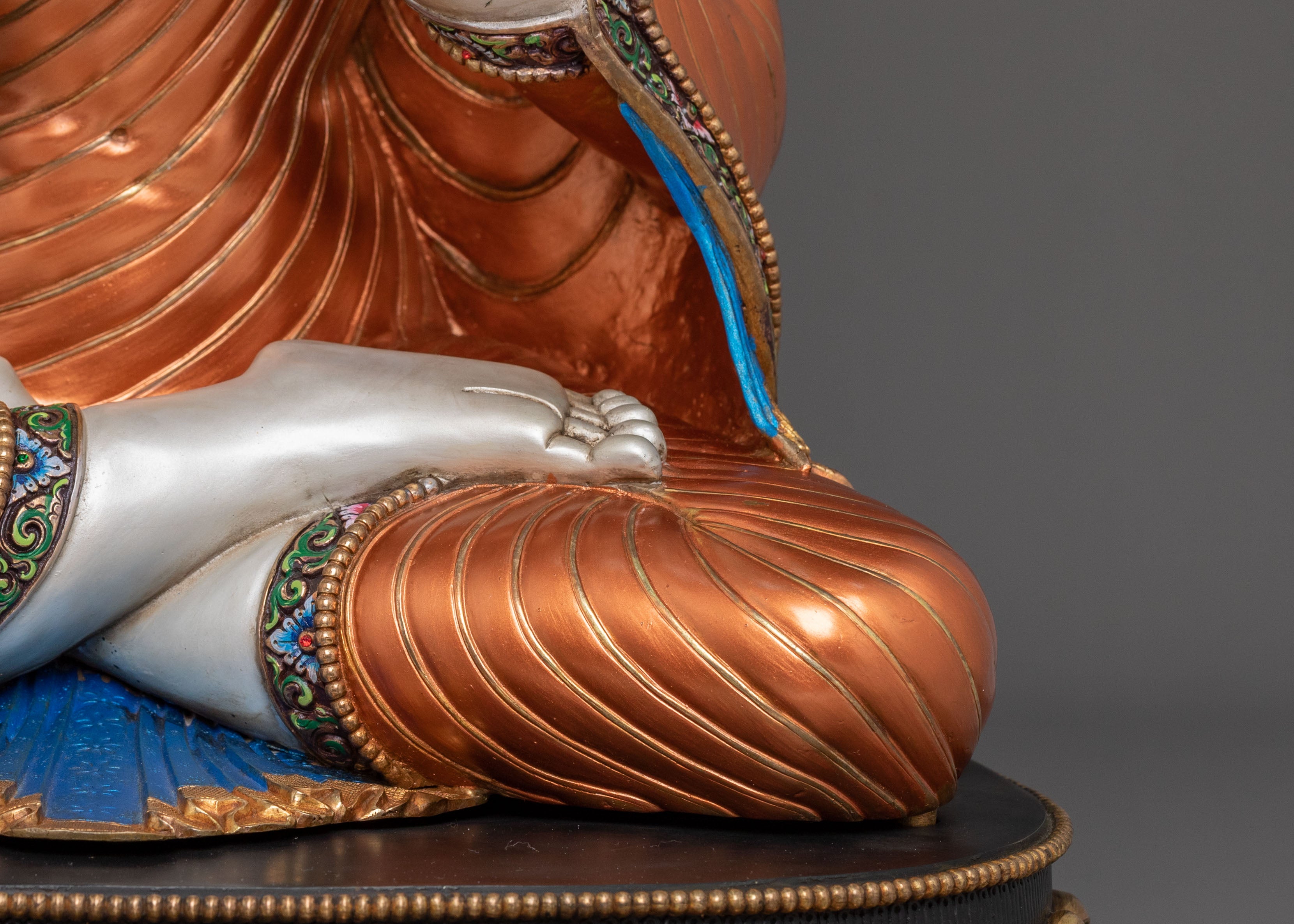 Vairocana Sacred Figurine | Buddhist Shrine Decor
