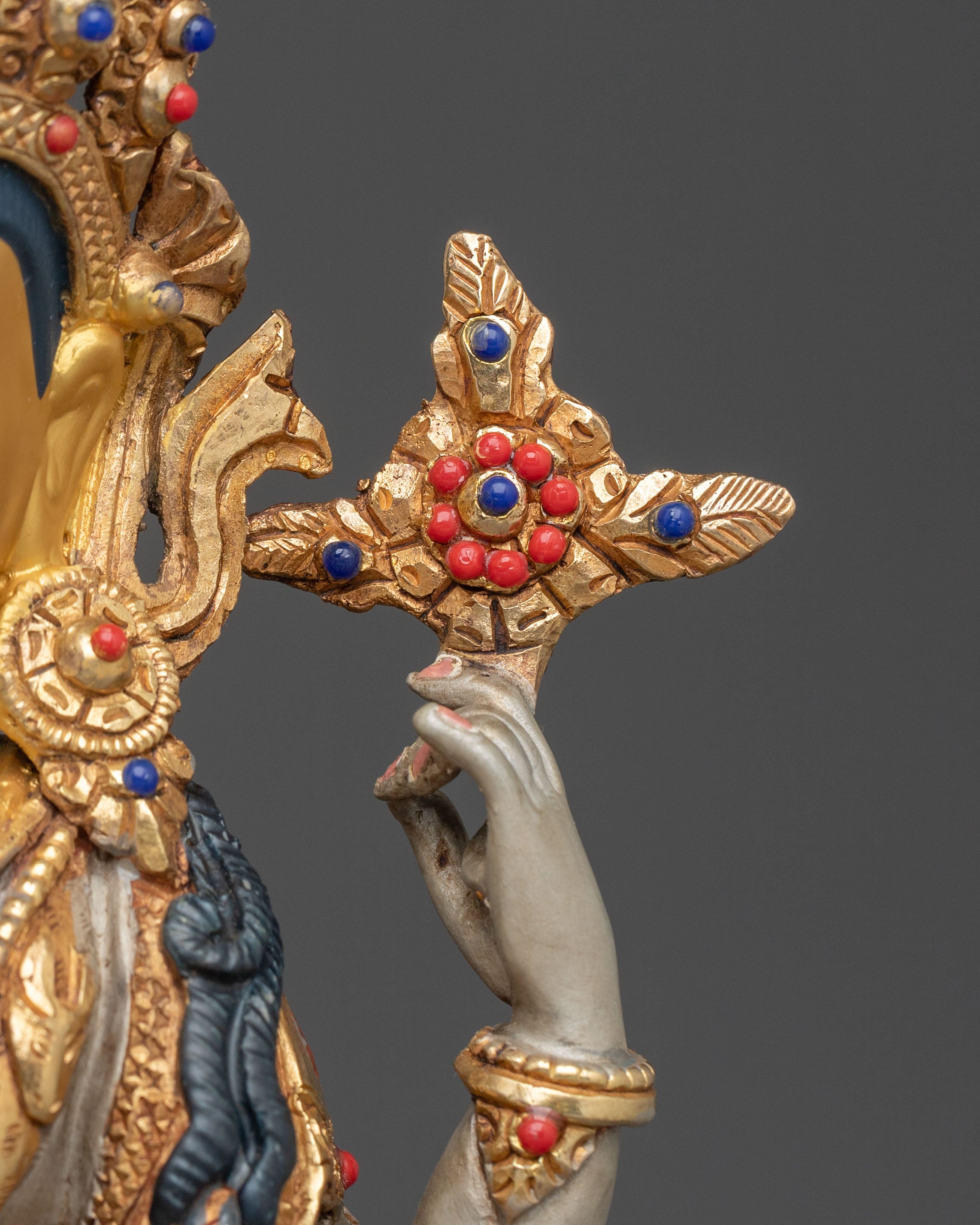 Hand Carved Four Armed Chenrezig Sculpture: Embodiment of Compassion