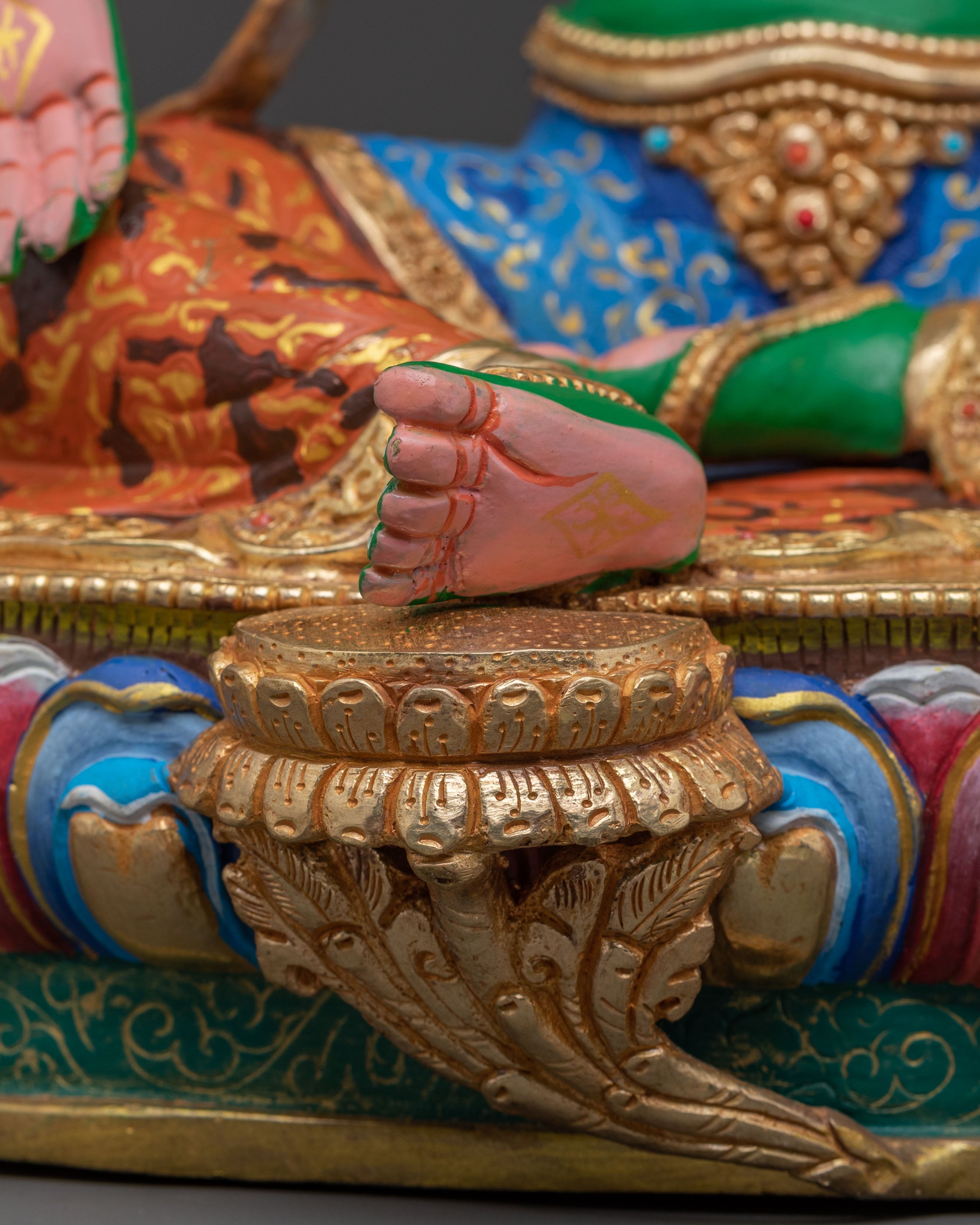 Protector Green Tara Statue – Meditational Decor