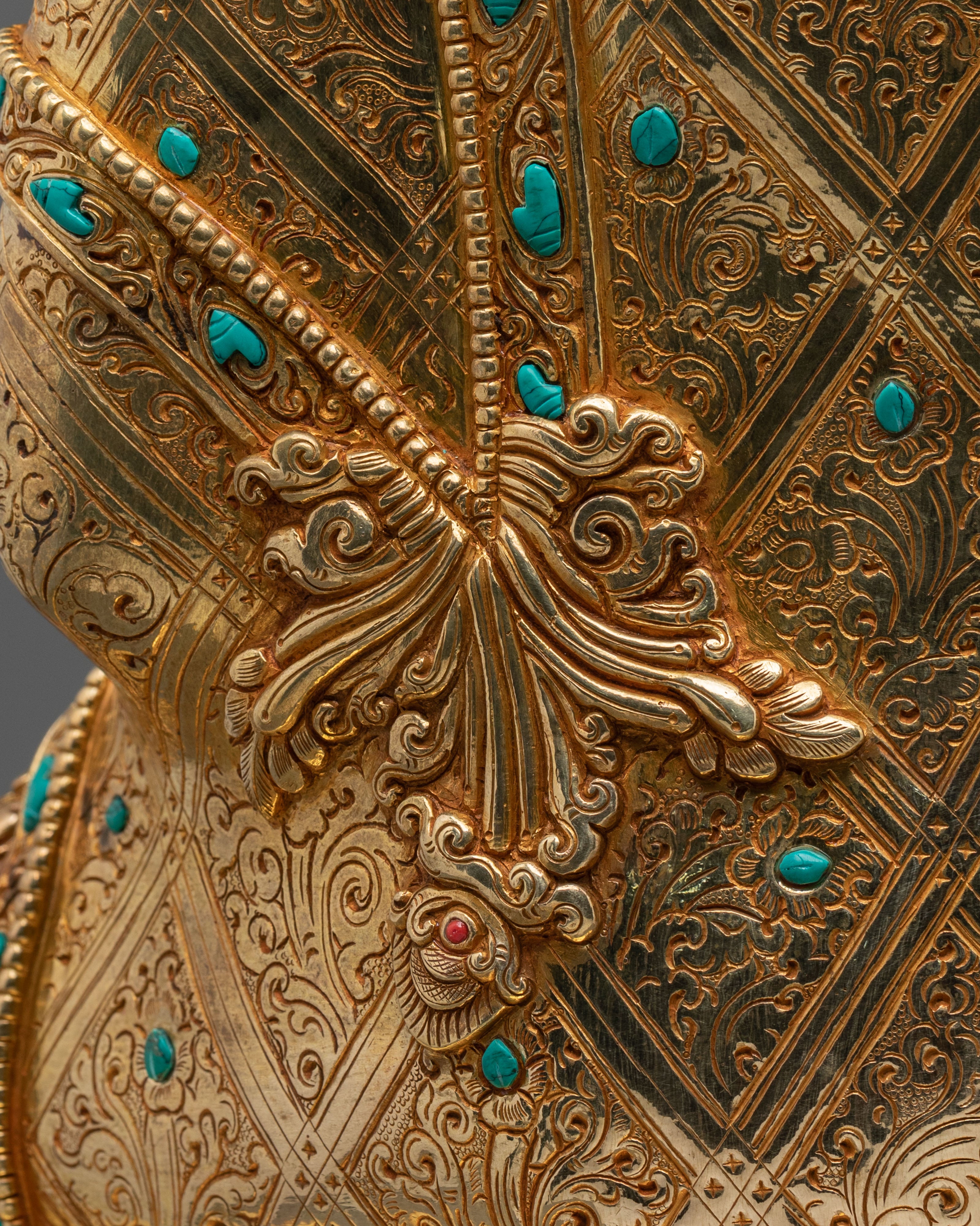 Himalayan Shakyamuni Buddha Sculpture | Gilded Serenity