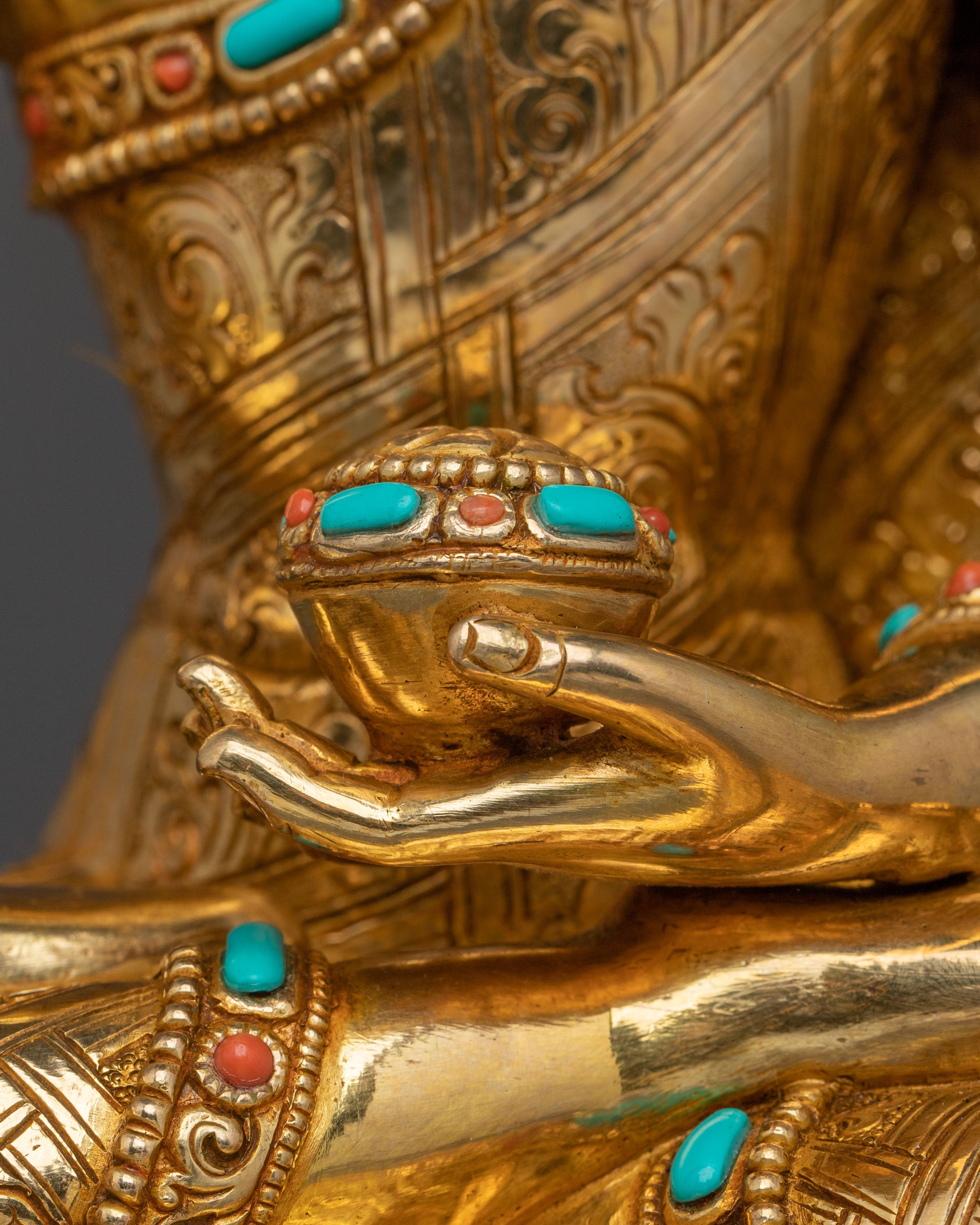 Shakyamuni Buddha Spiritual Golden Statue | Buddhist Shrine Decor