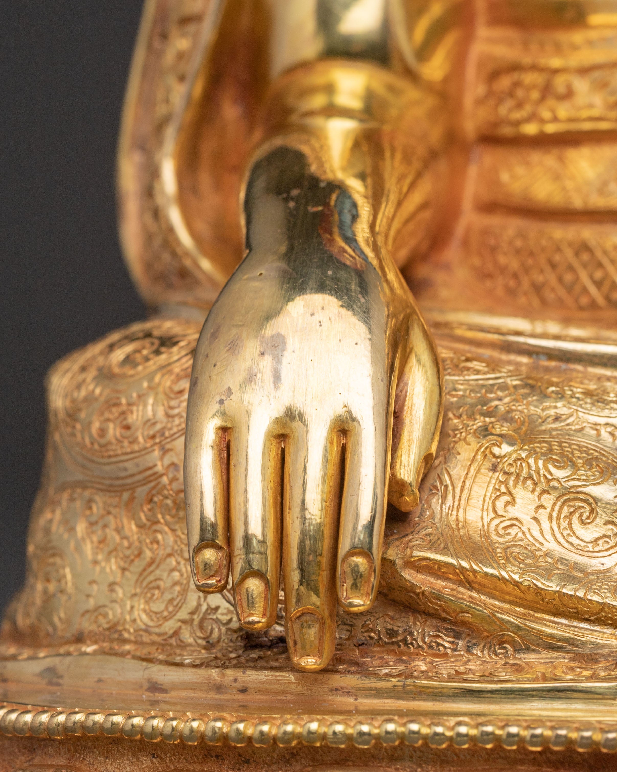 Guru Shapdum 24K Gold Gilded Statue: Divine Radiance