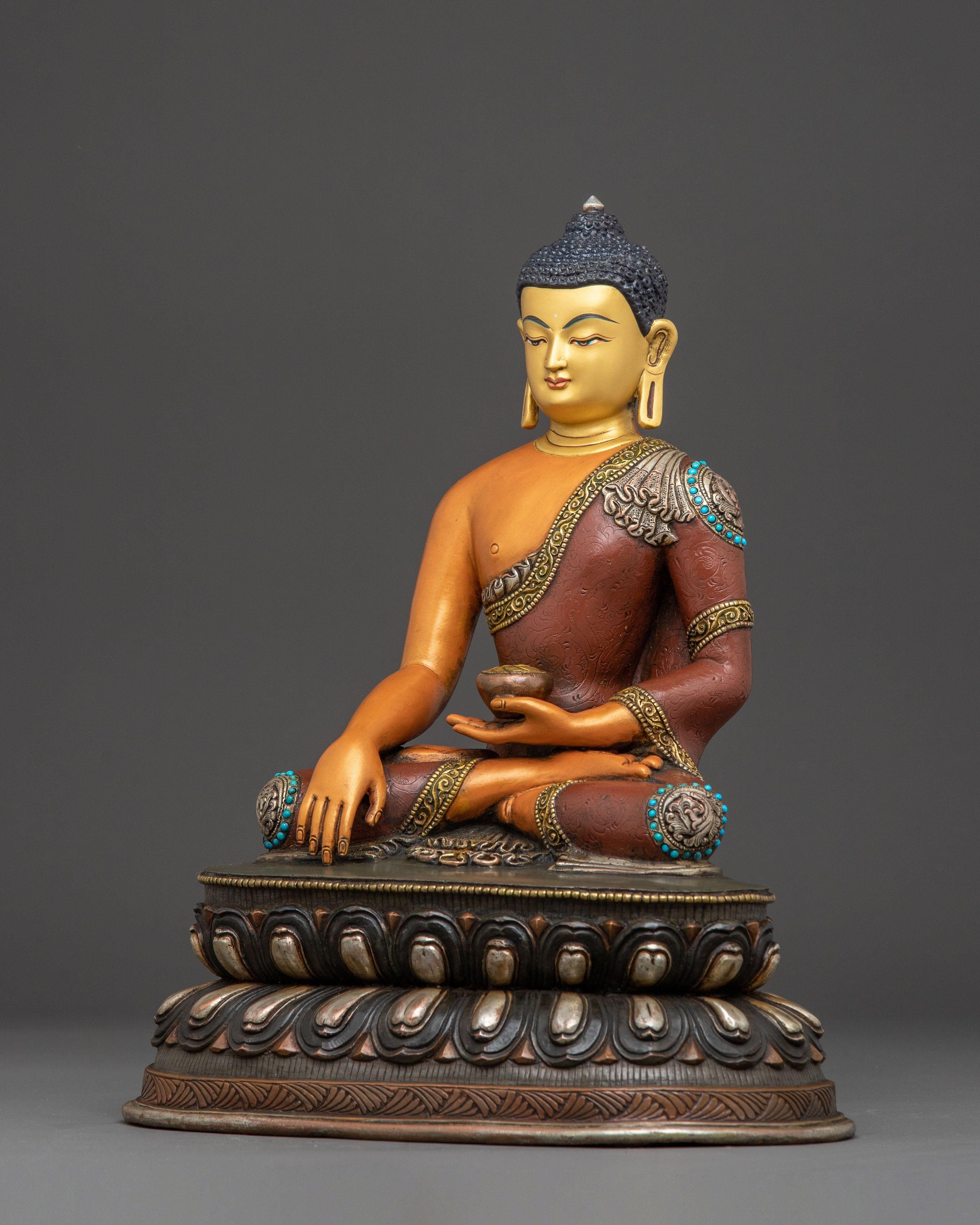 Shakyamuni Buddha Sculpture: Symbol of Wisdom
