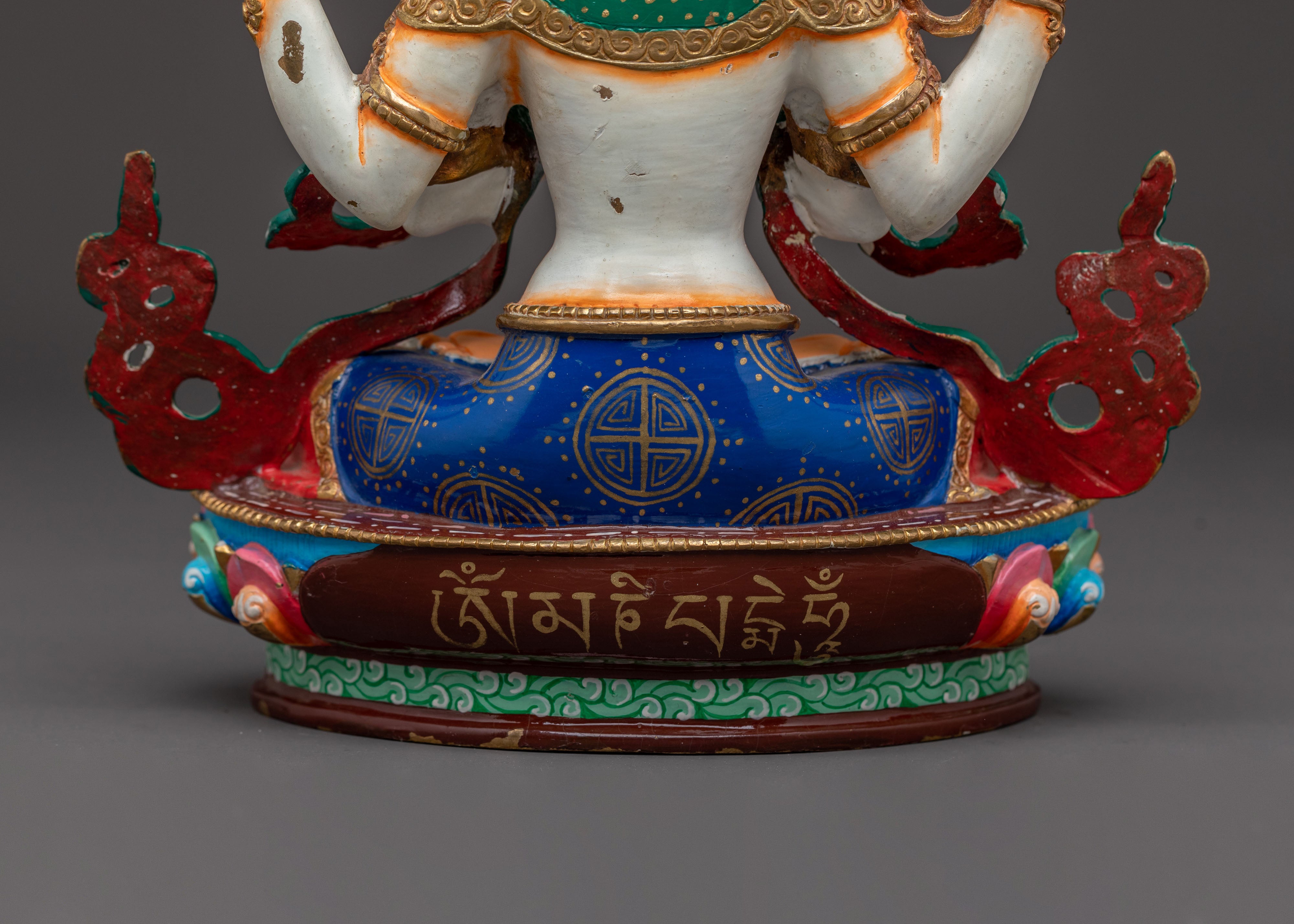 Blessings Statue of Chenrezig – One with Unwavering Eye