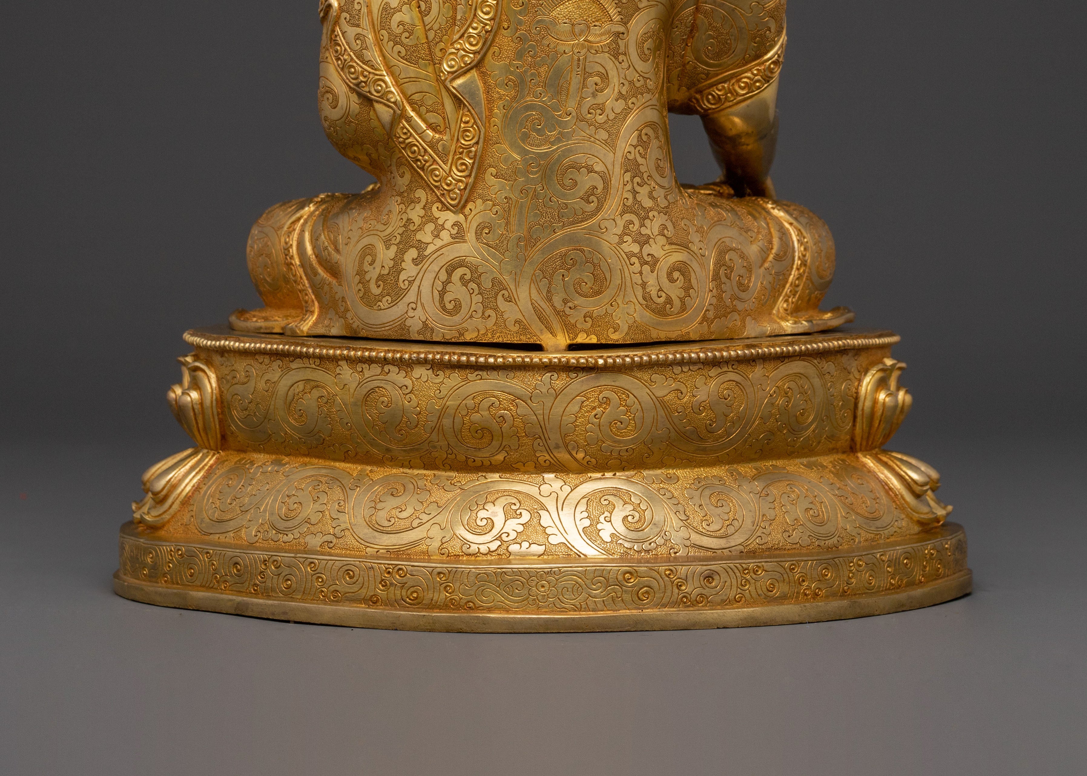 Shakyamuni Buddha Golden Statue | Peaceful Presence