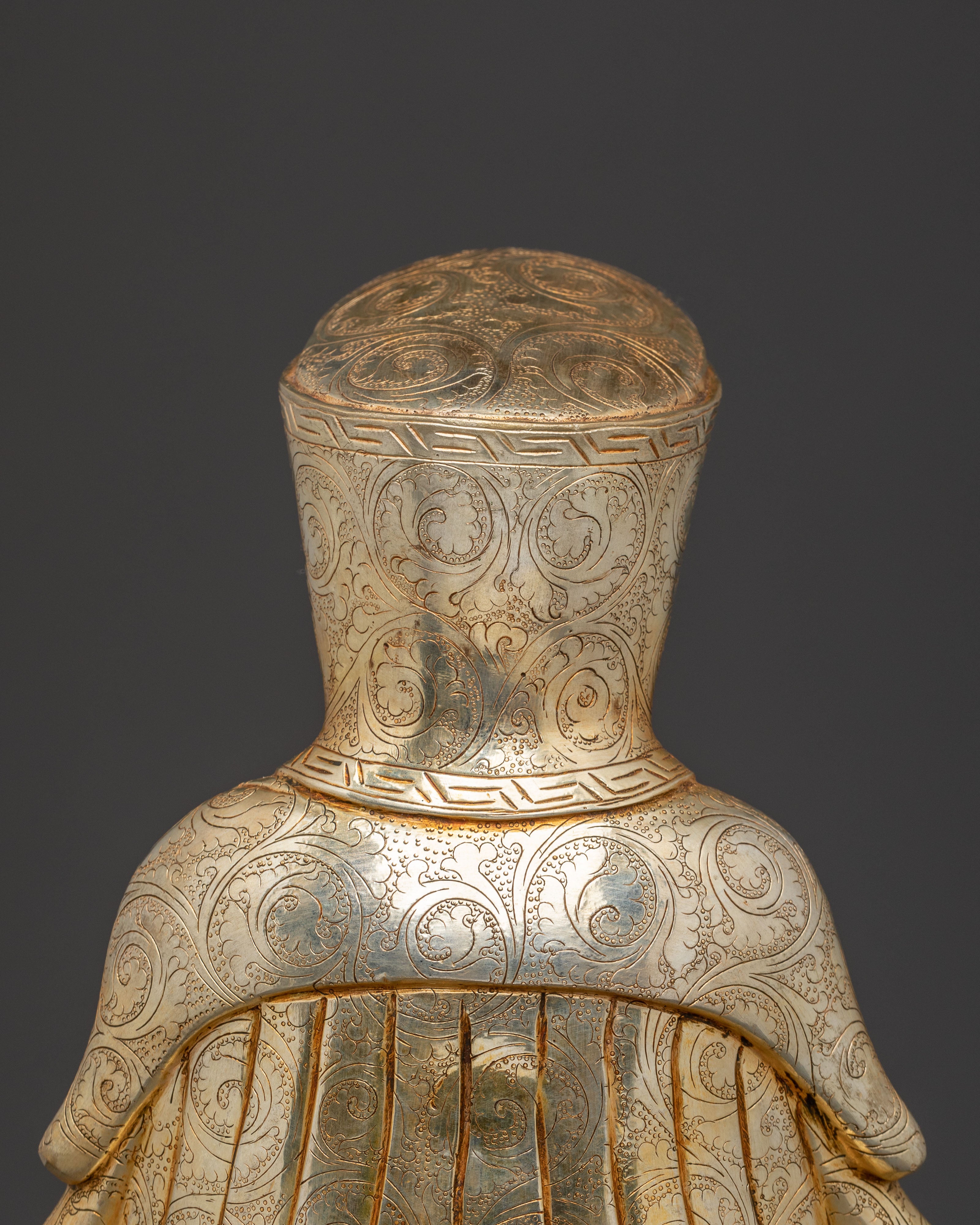 Gampopa Buddhist Master Statue | Sacred Figure