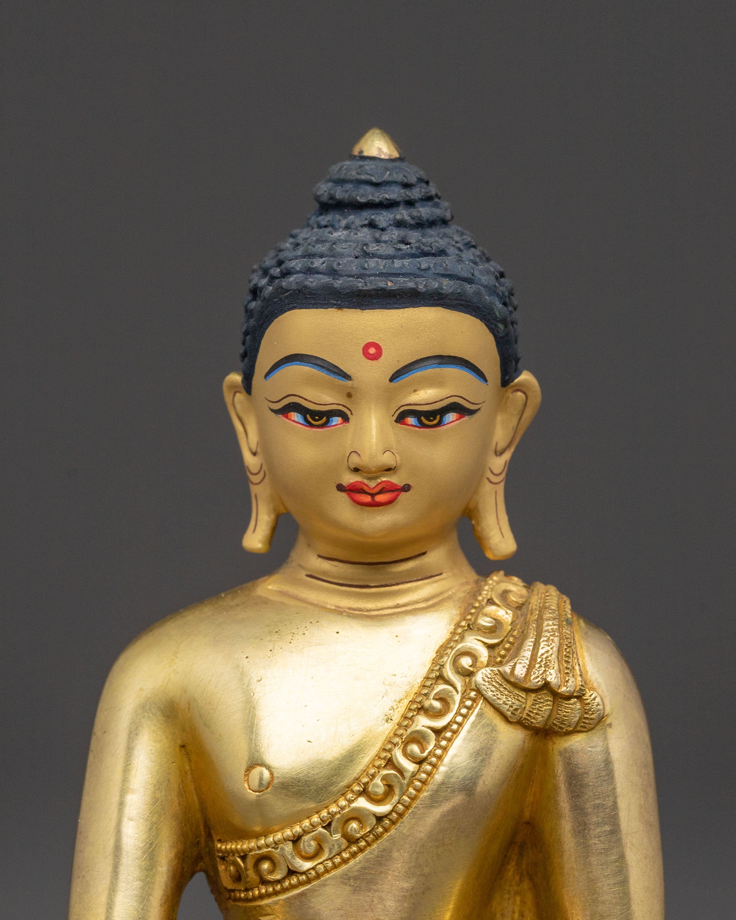 Enlightenment Statue of Divine Shakyamuni Buddha