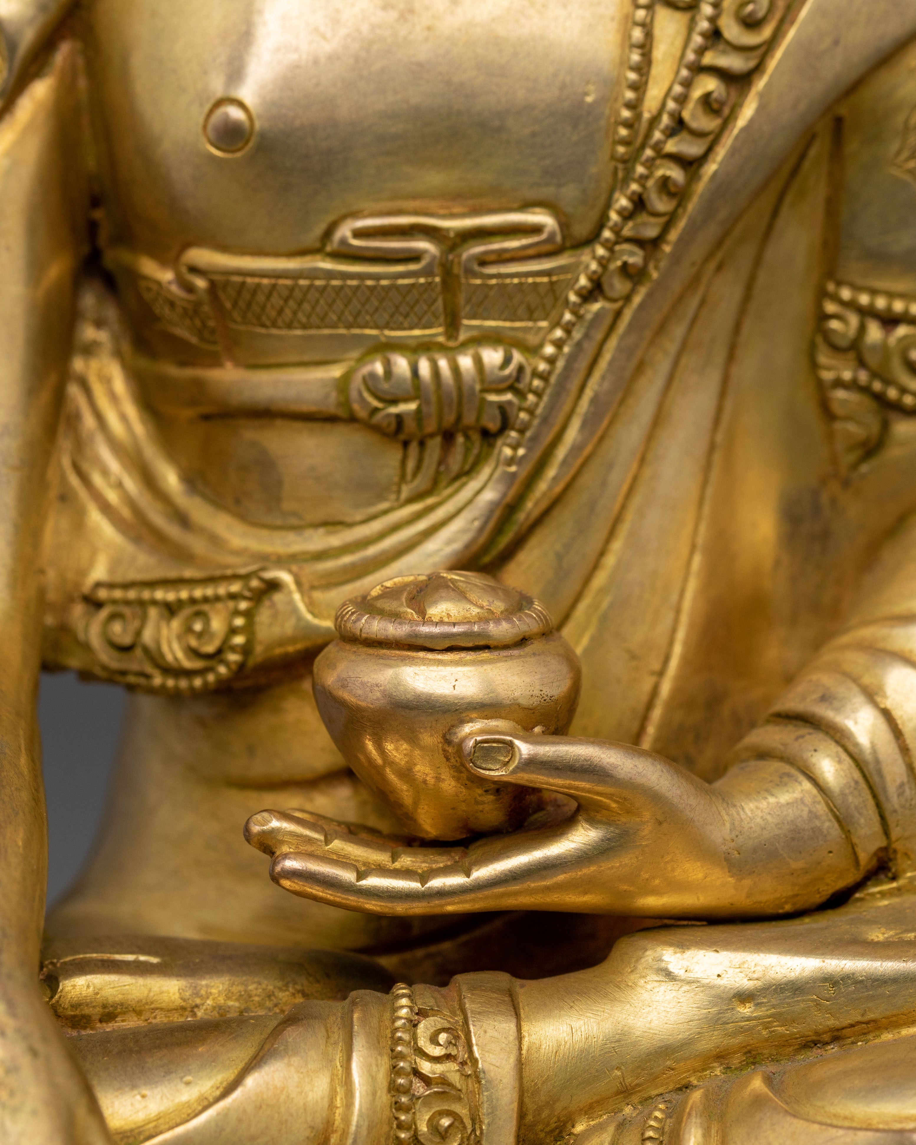Shakyamuni Buddha Statue | Enlightenment Figurine