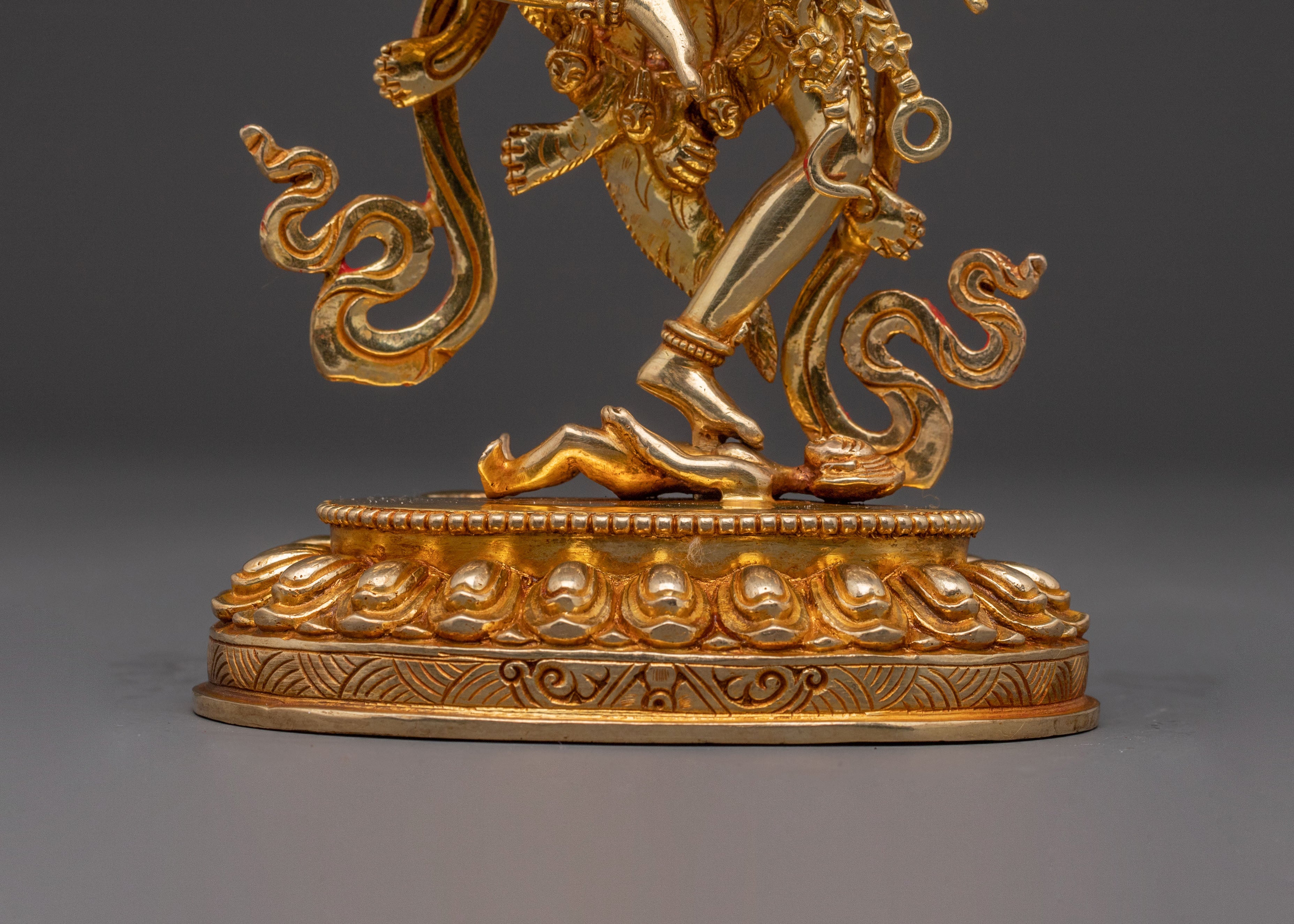 Kurukulla Red Dakini Statue | Meditation Sculpture