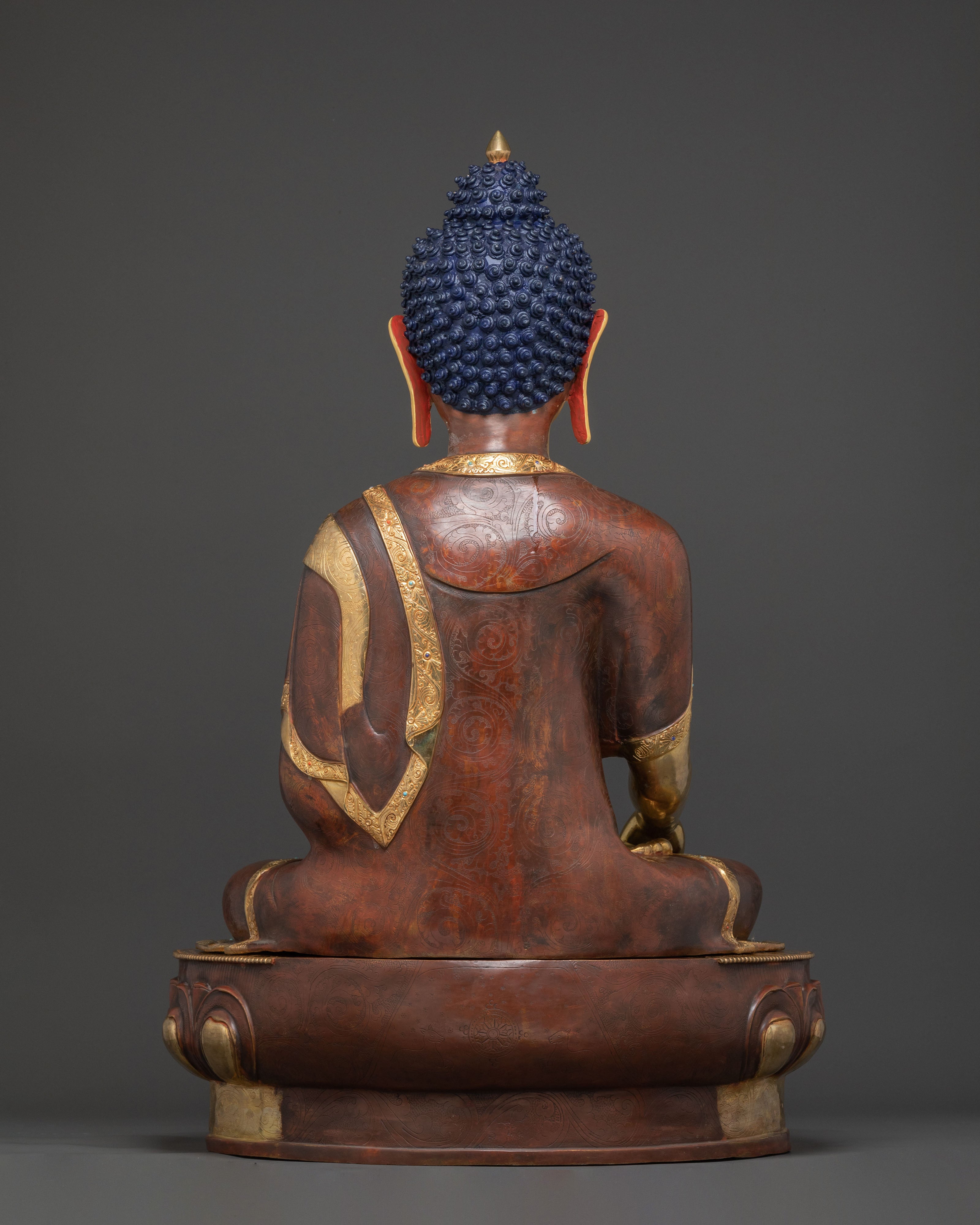 Shakyamuni Buddha Divine Statue - Handcrafted Gilded Copper Statue