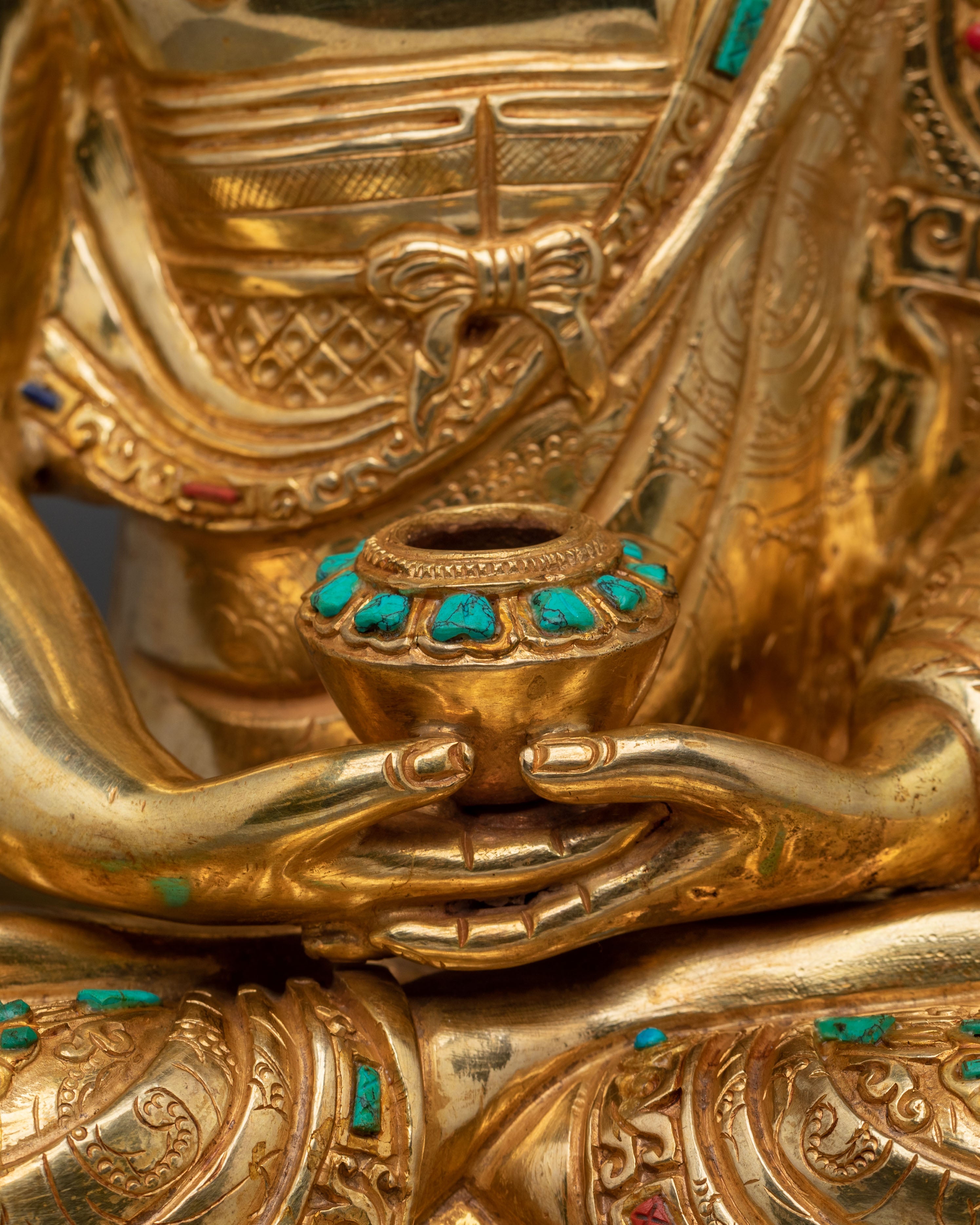 Amitabha Pure Statue: Symbol of Pure Land Enlightenment