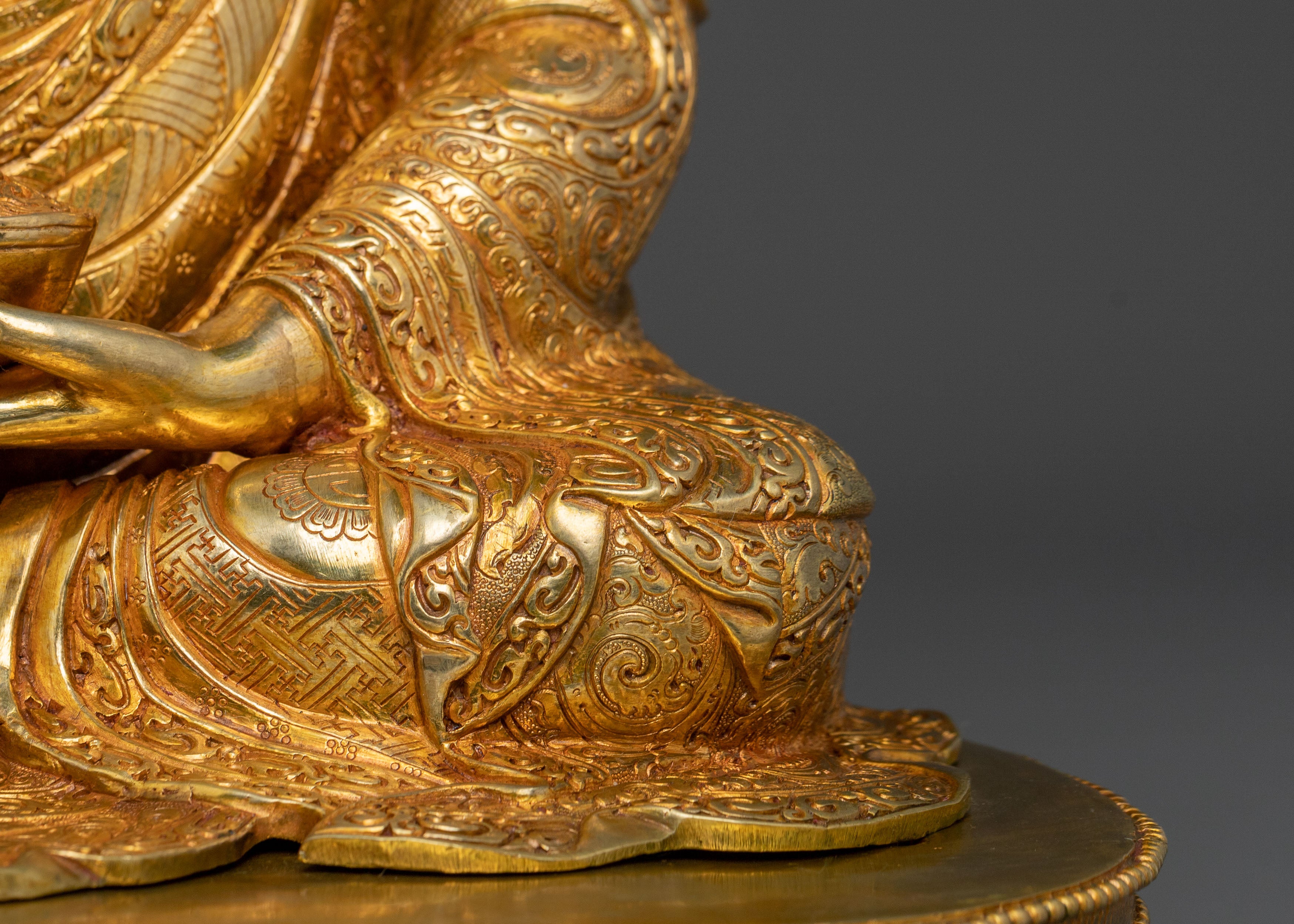 Guru Rinpoche Statue | Buddhist Master Sculpture