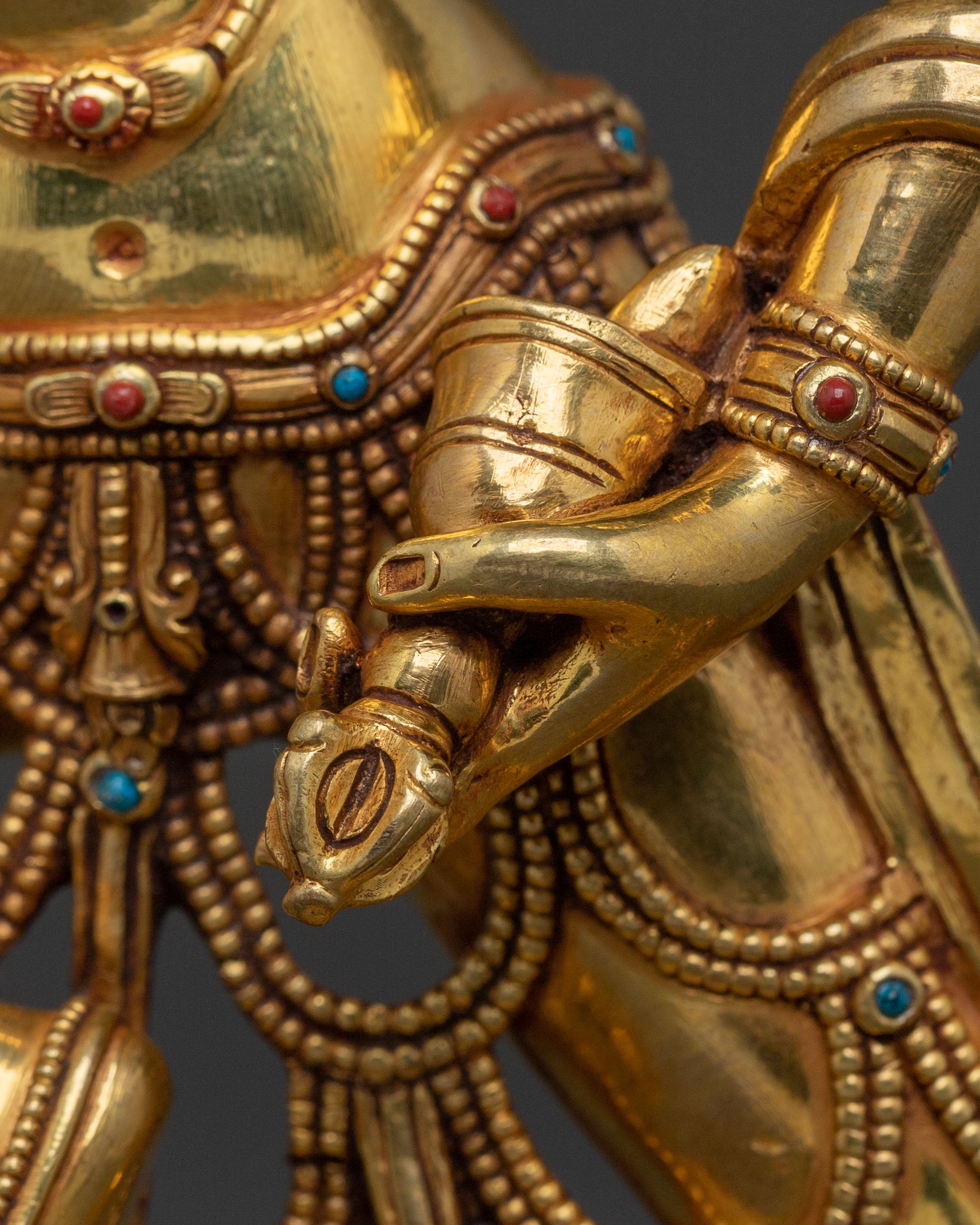 Maching Labdron Statue | 24K Gold Gilded