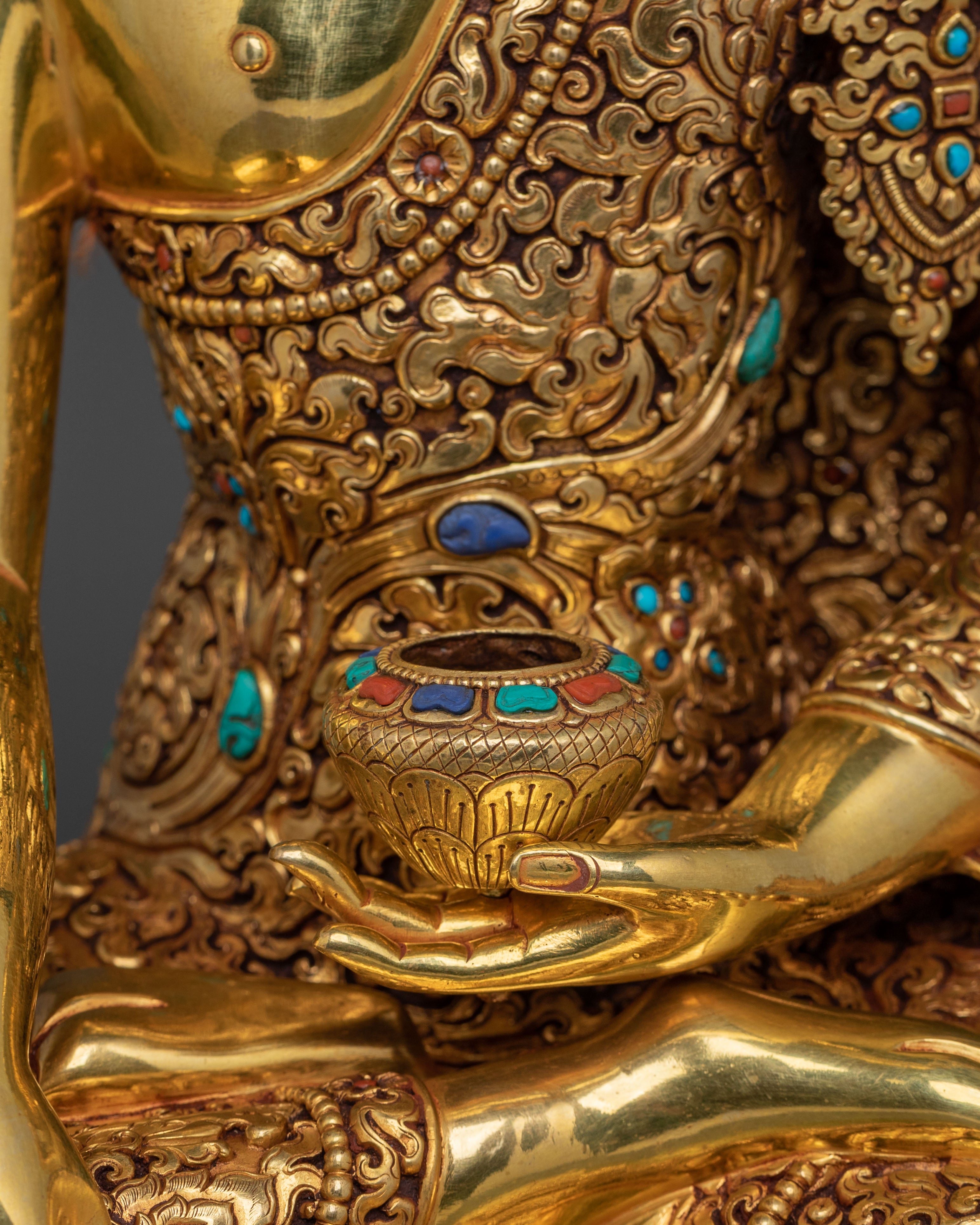Sugata Shakyamuni Statue | Symbol of Enlightenment