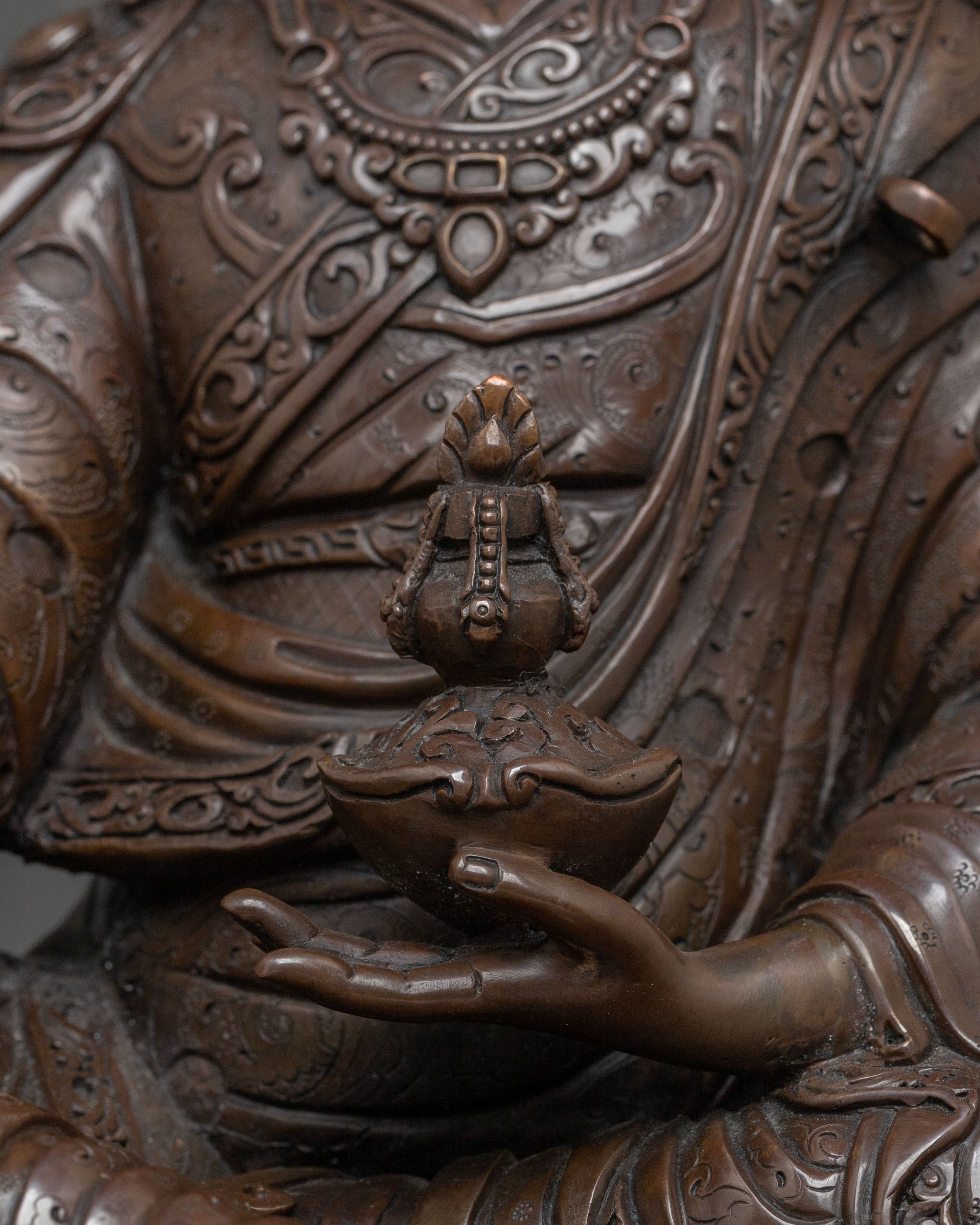 Guru Rinpoche Statue | Symbol of Wisdom