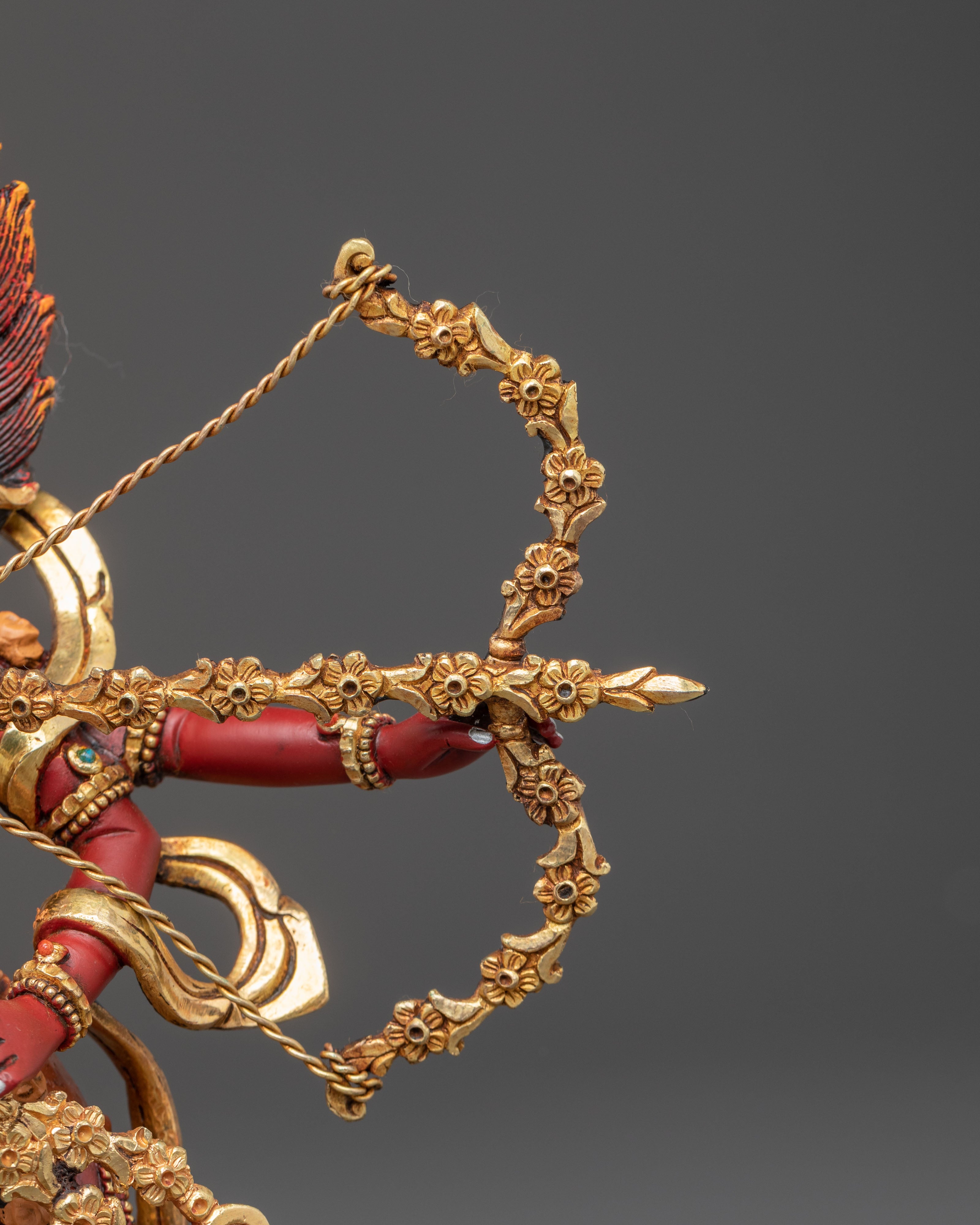 Goddess Kurukulla Statue: The Powerful Enchantress