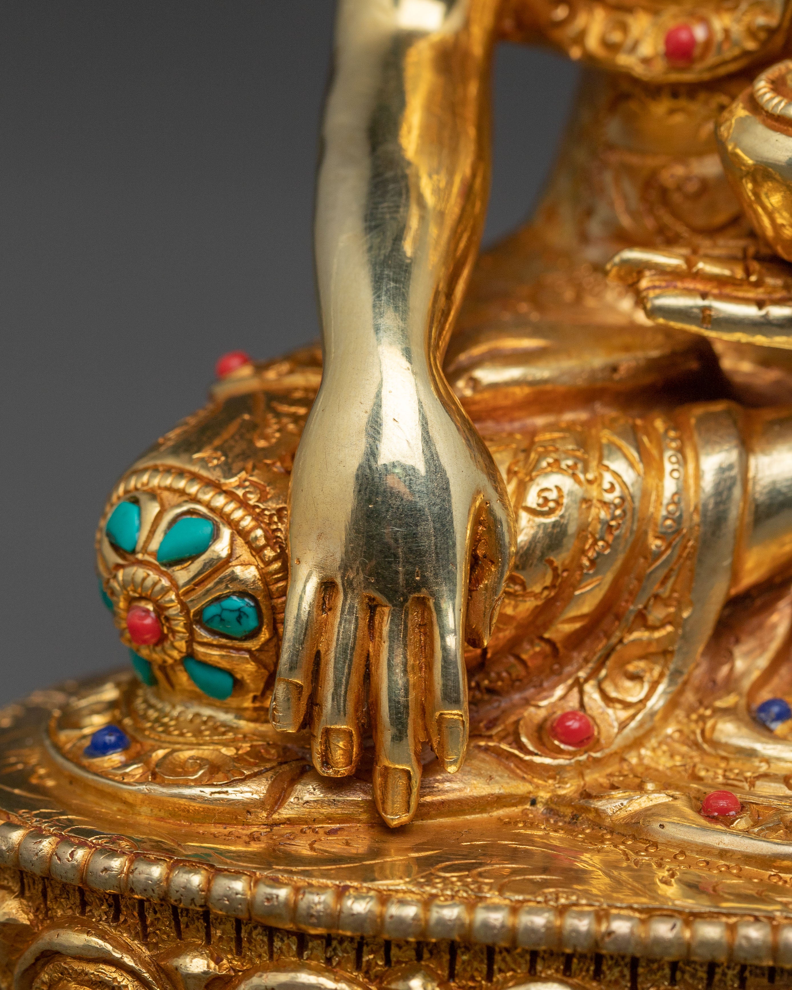 Tibetan Shakyamuni Buddha Sacred Figurine for Altar