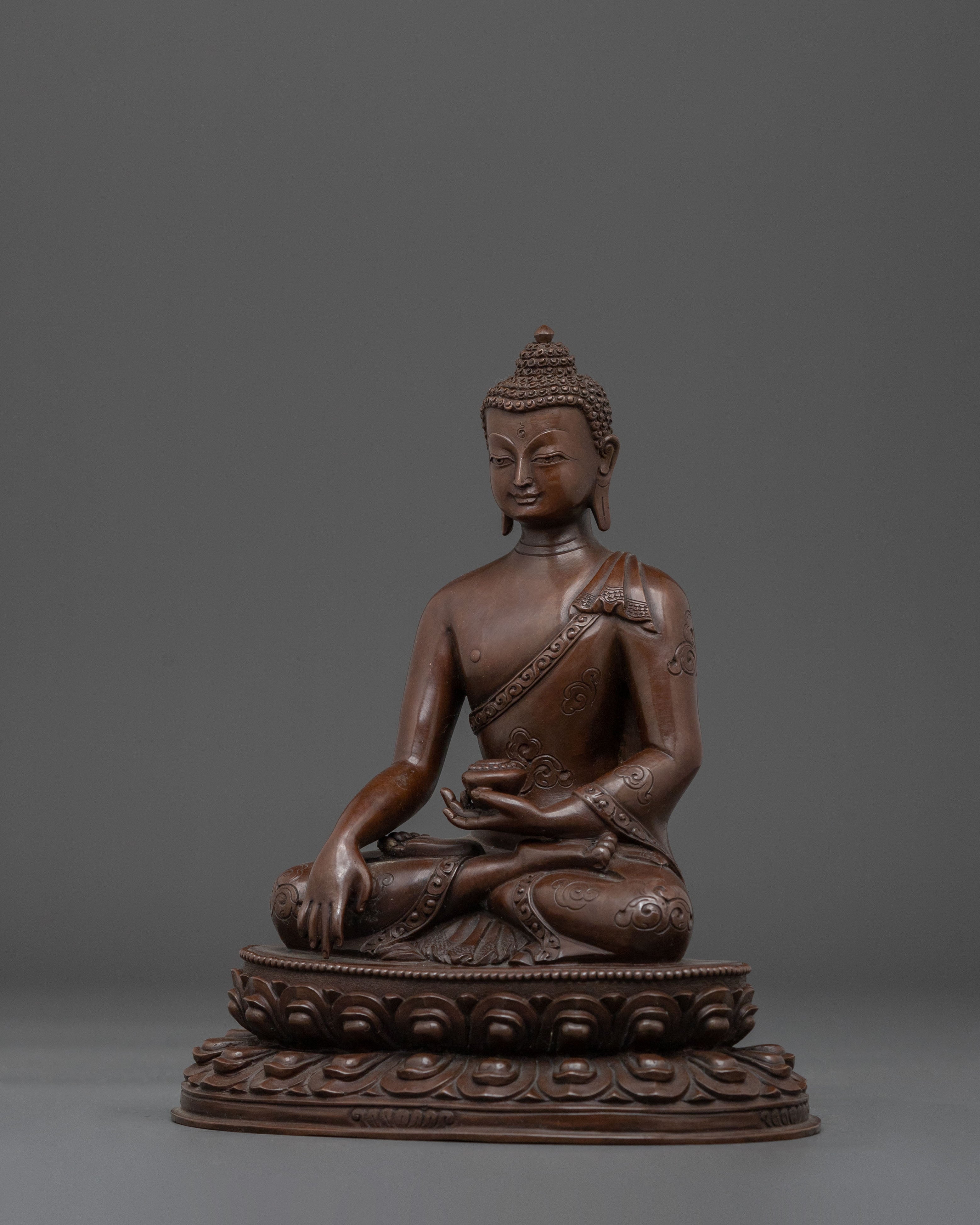 Shakyamuni Buddha Statue | Symbol of Enlightenment