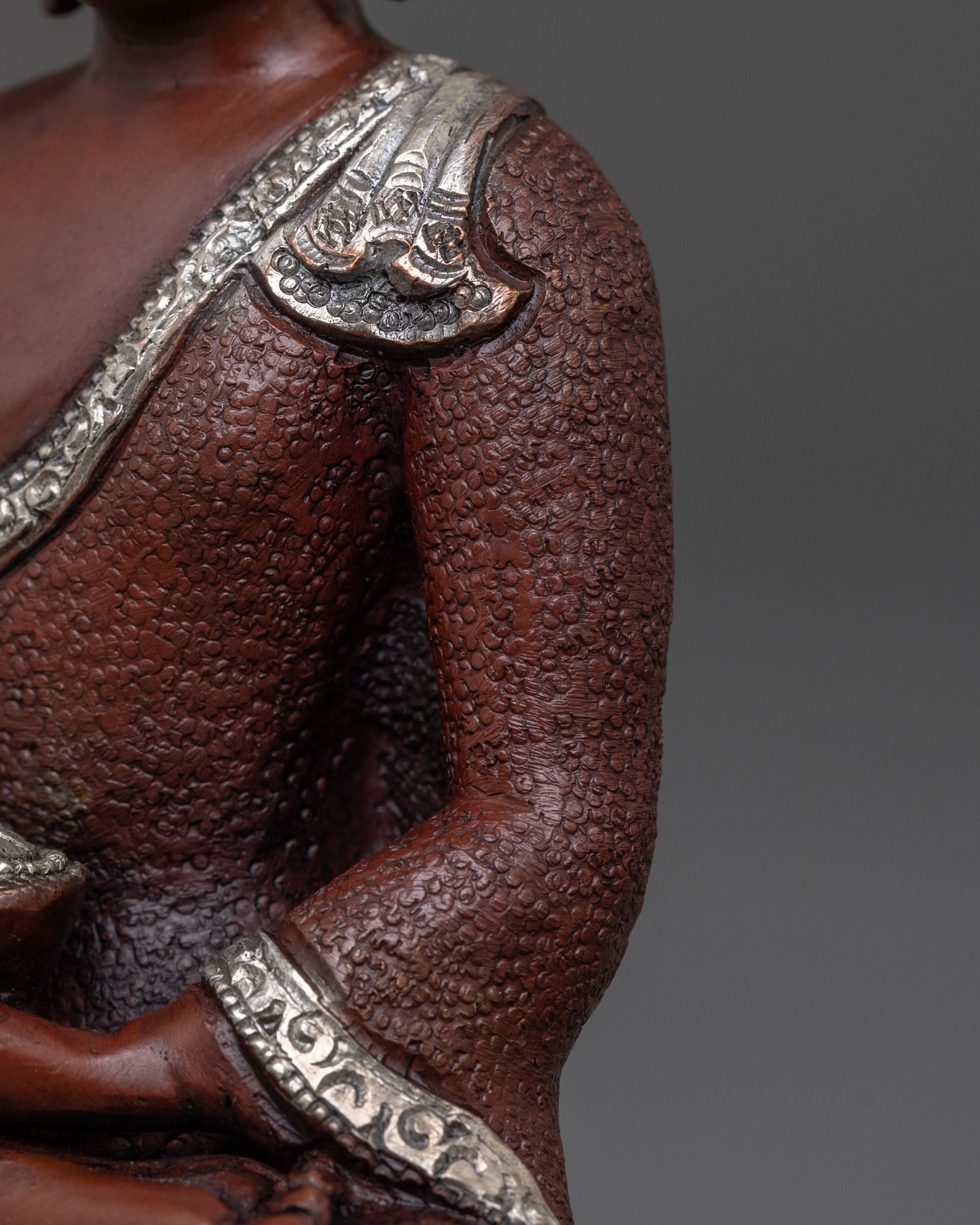 Shakyamuni Buddha Statue in Copper Body with Silver Plating