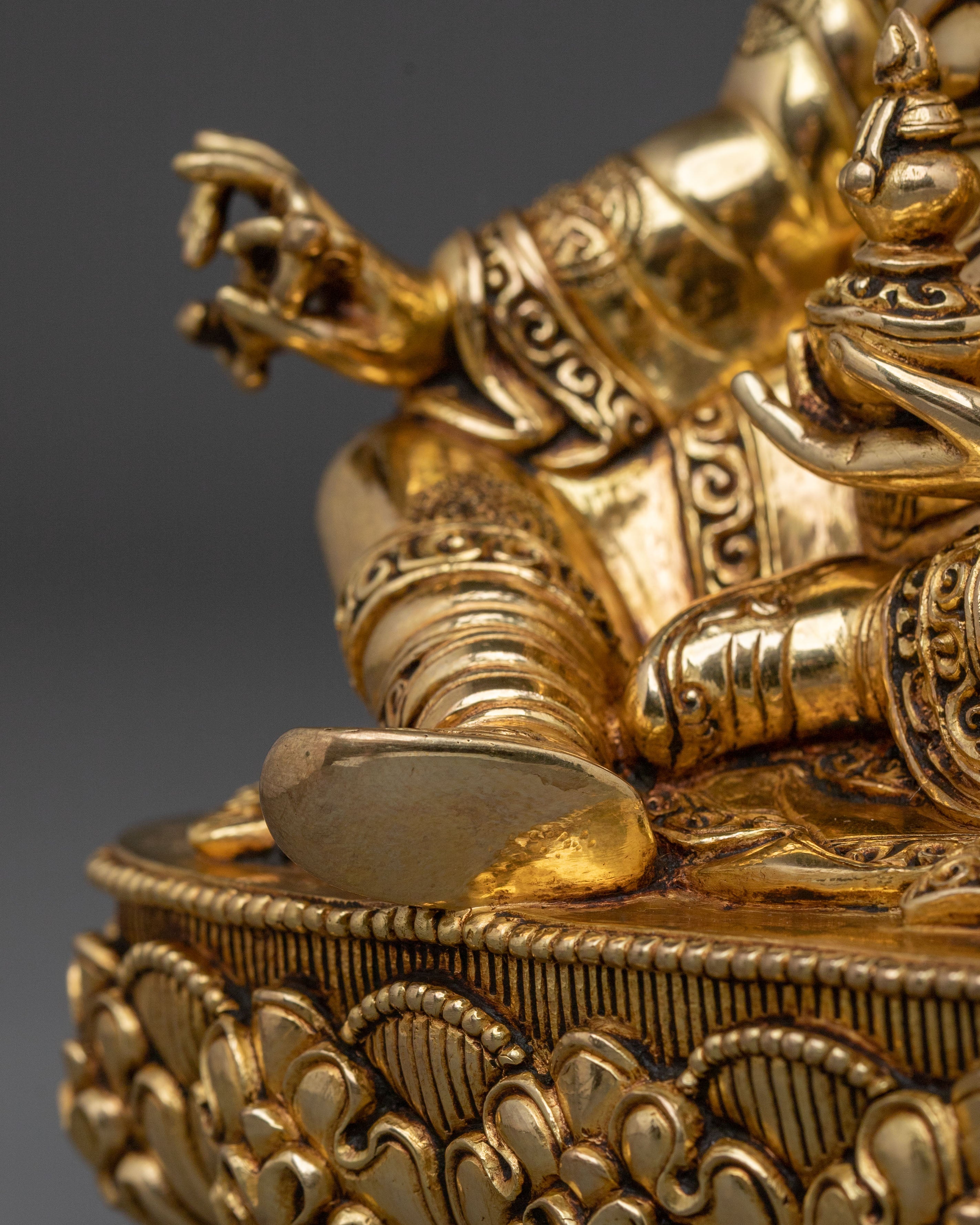 Buddhist Teacher Guru Rinpoche Statue | Founder of Tibetan Buddhism