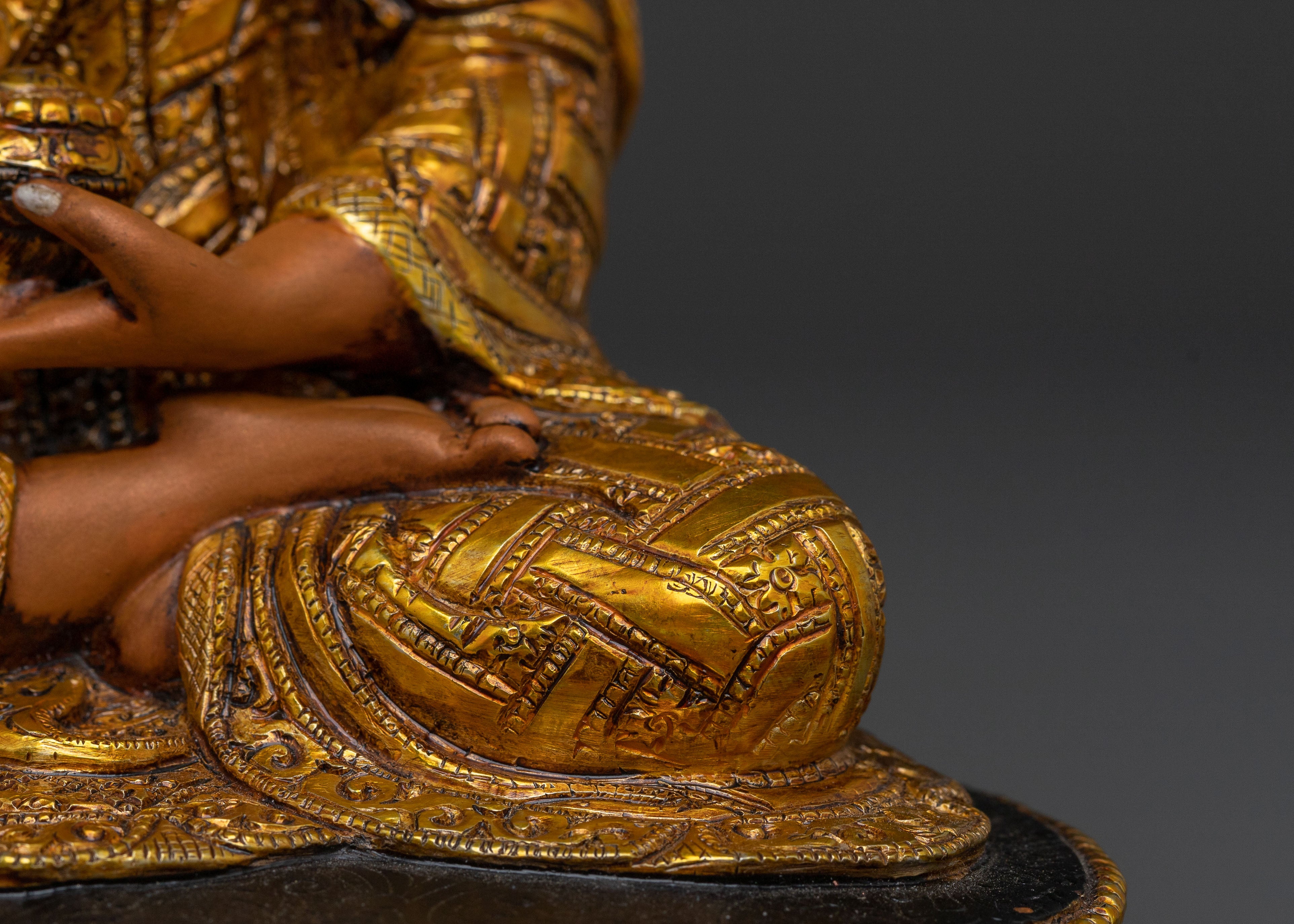 Shakyamuni Buddha Liberation Path Statue