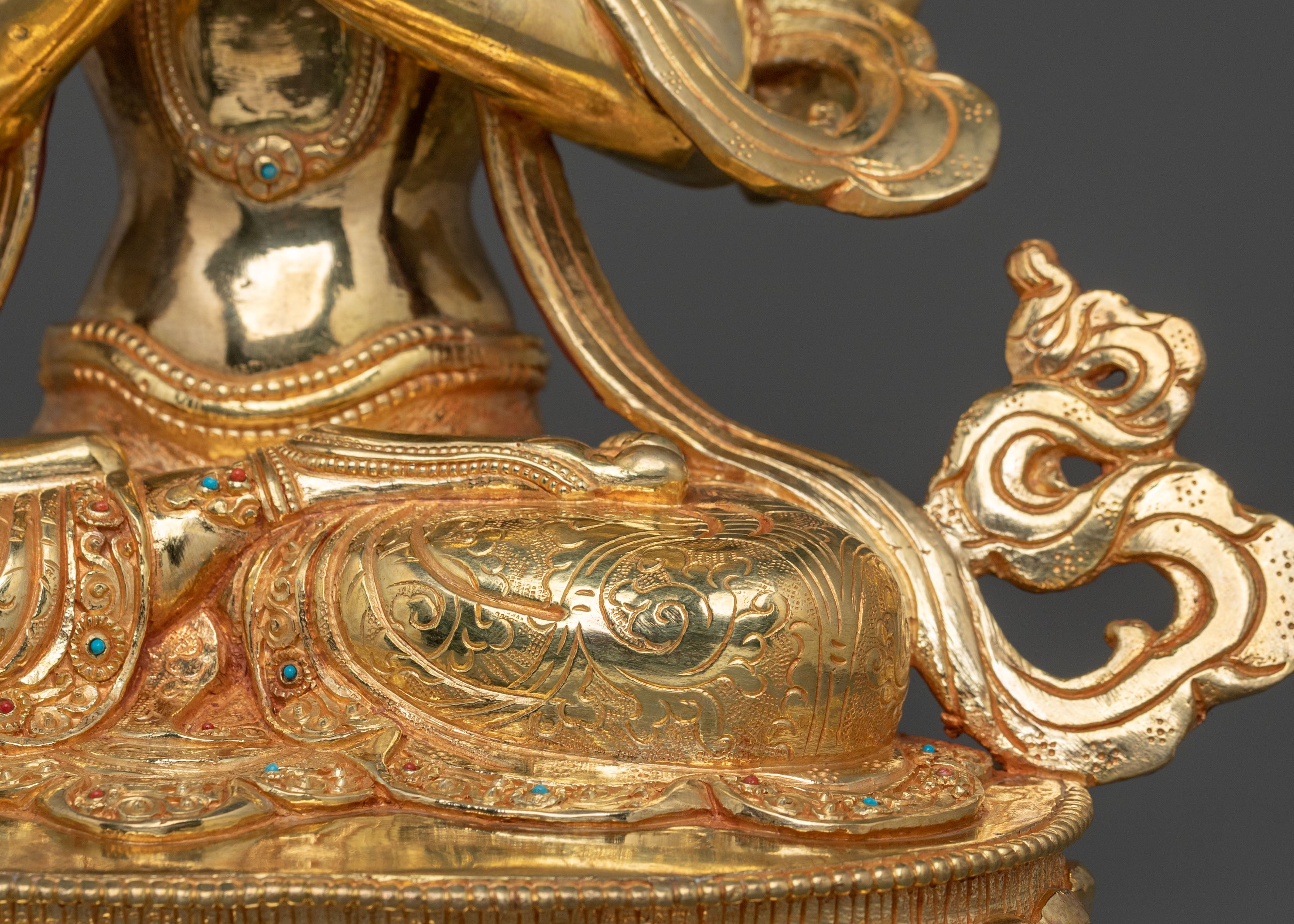 Chenrezig Statue: 24K Gold Gilded