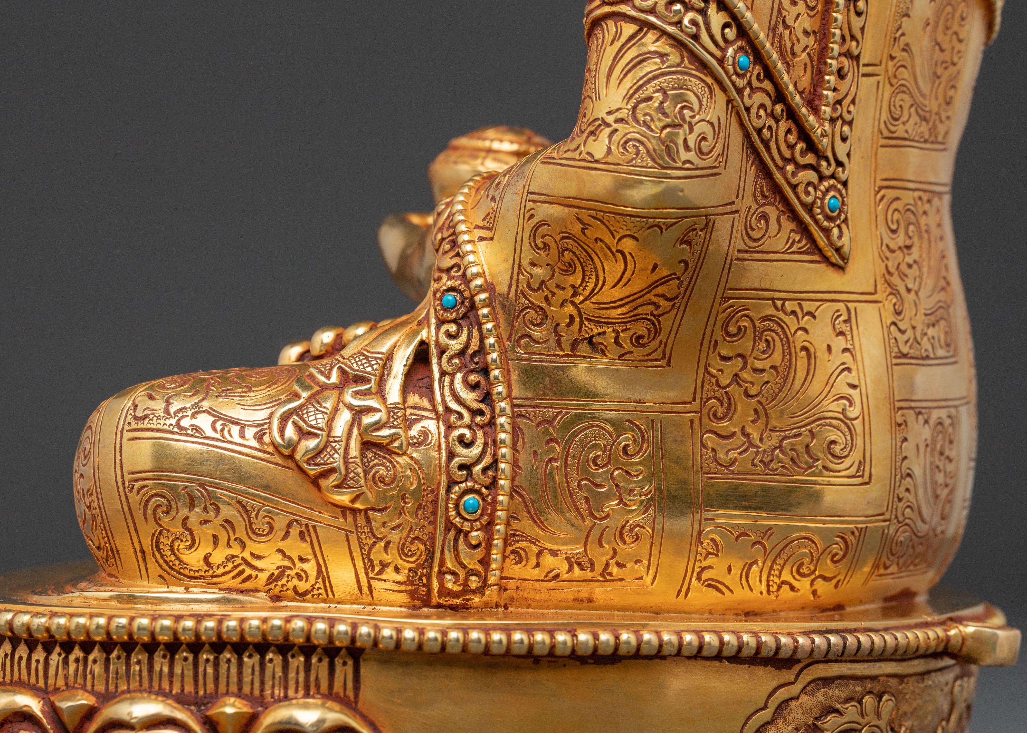 Shakyamuni Buddha Religious Statue – Hand-Gilded
