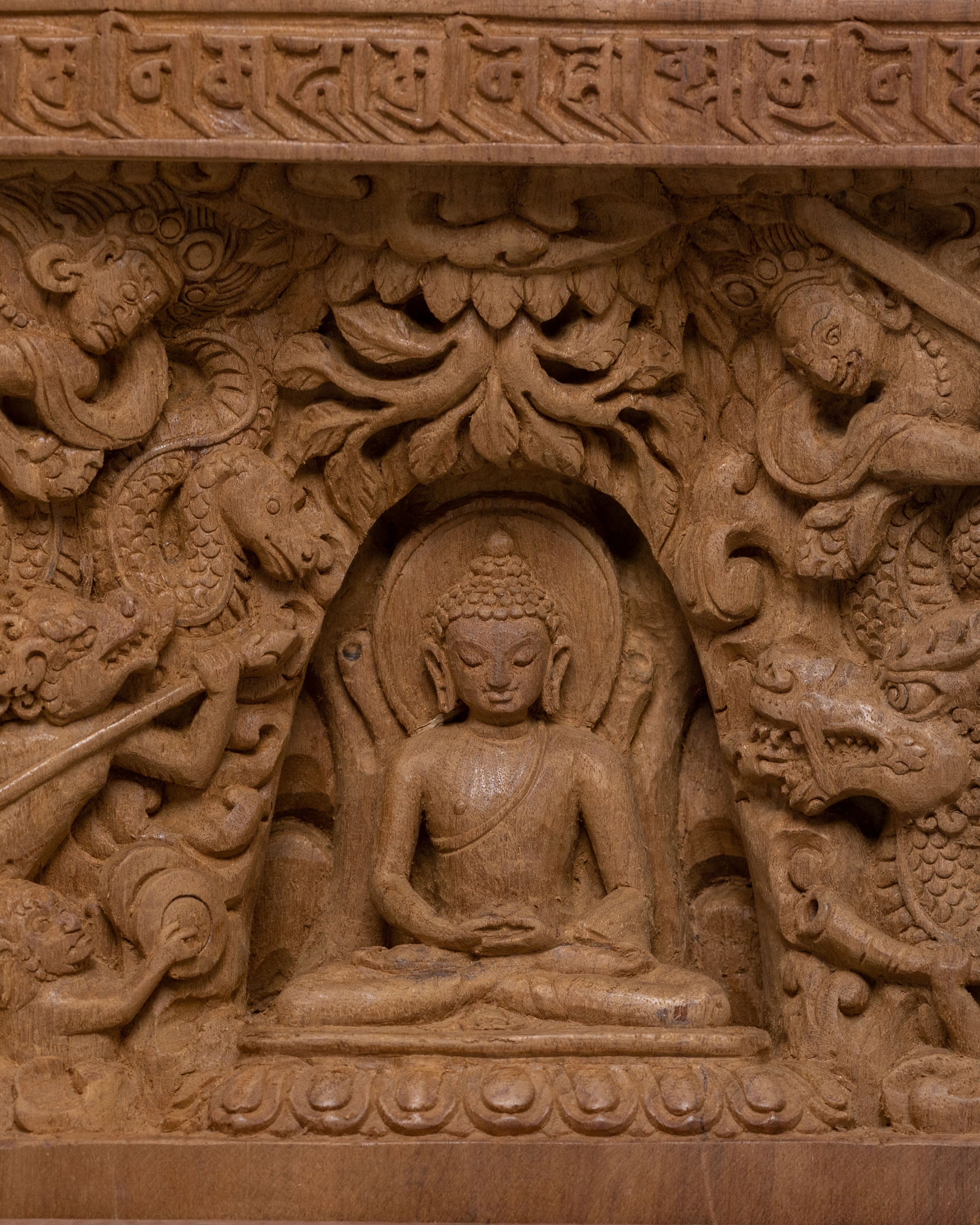 Shakyamuni Buddha Spiritual Statue | Wooden Body