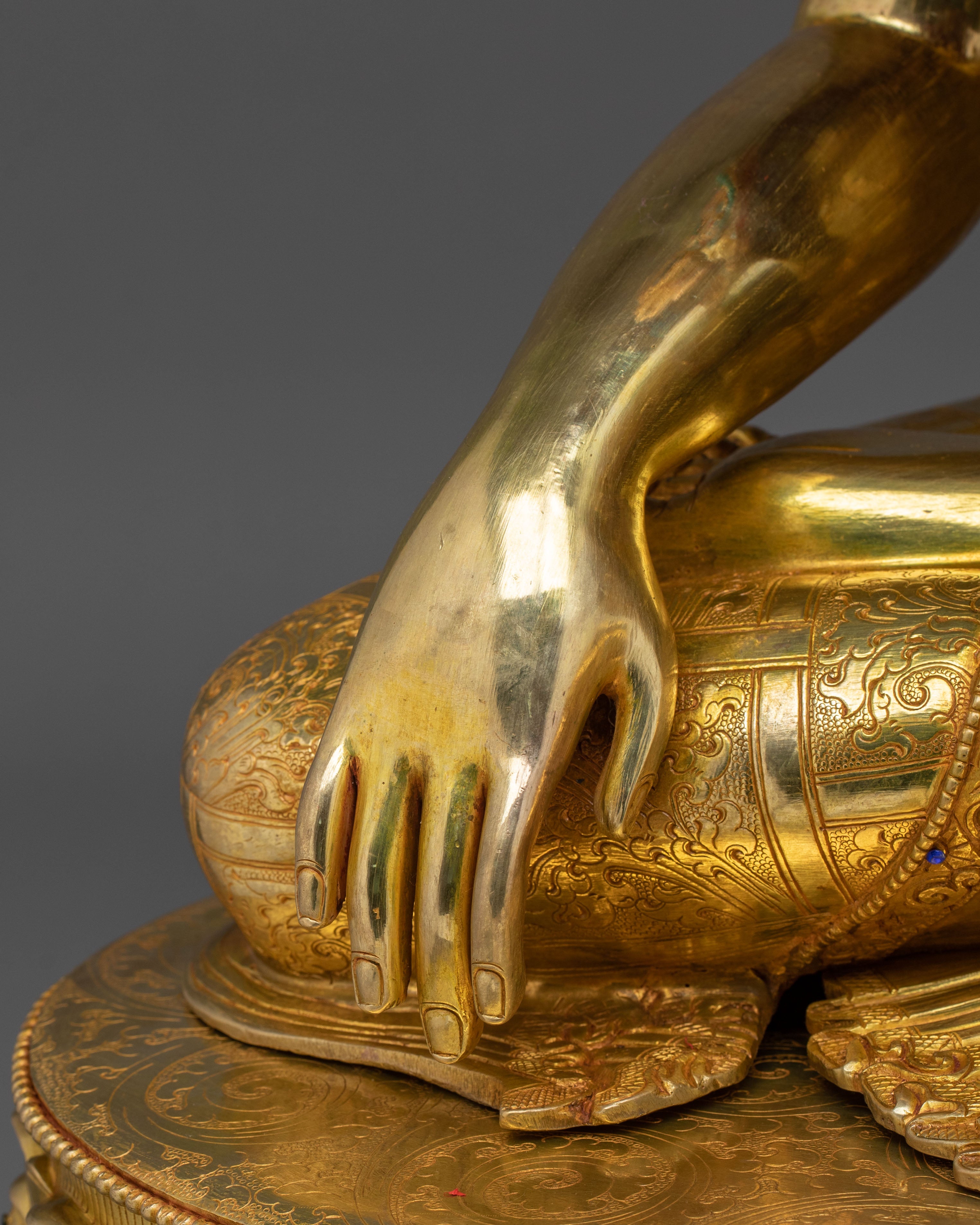 Crown Shakyamuni Buddha Sculpture | 24K Gold Gilded Figurine